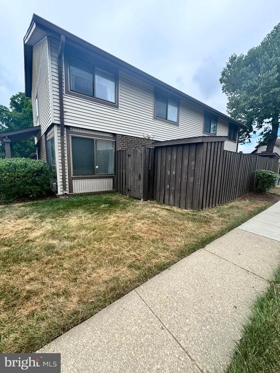 140 BIG CHIMNEY BRANCH 10-4