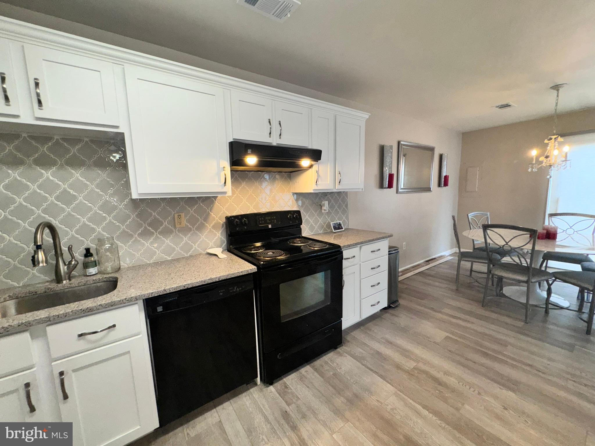 140 BIG CHIMNEY BRANCH 10-4