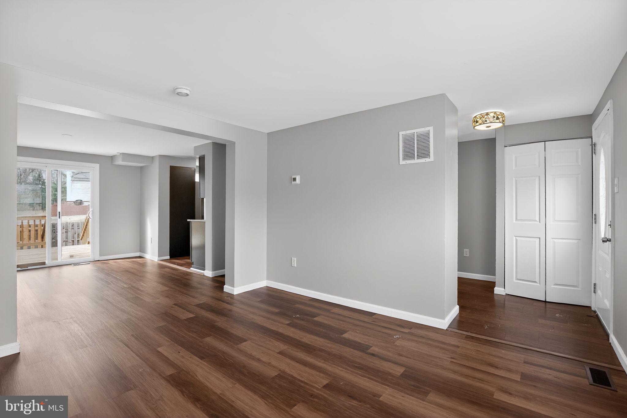 11303 KETTERING CIRCLE