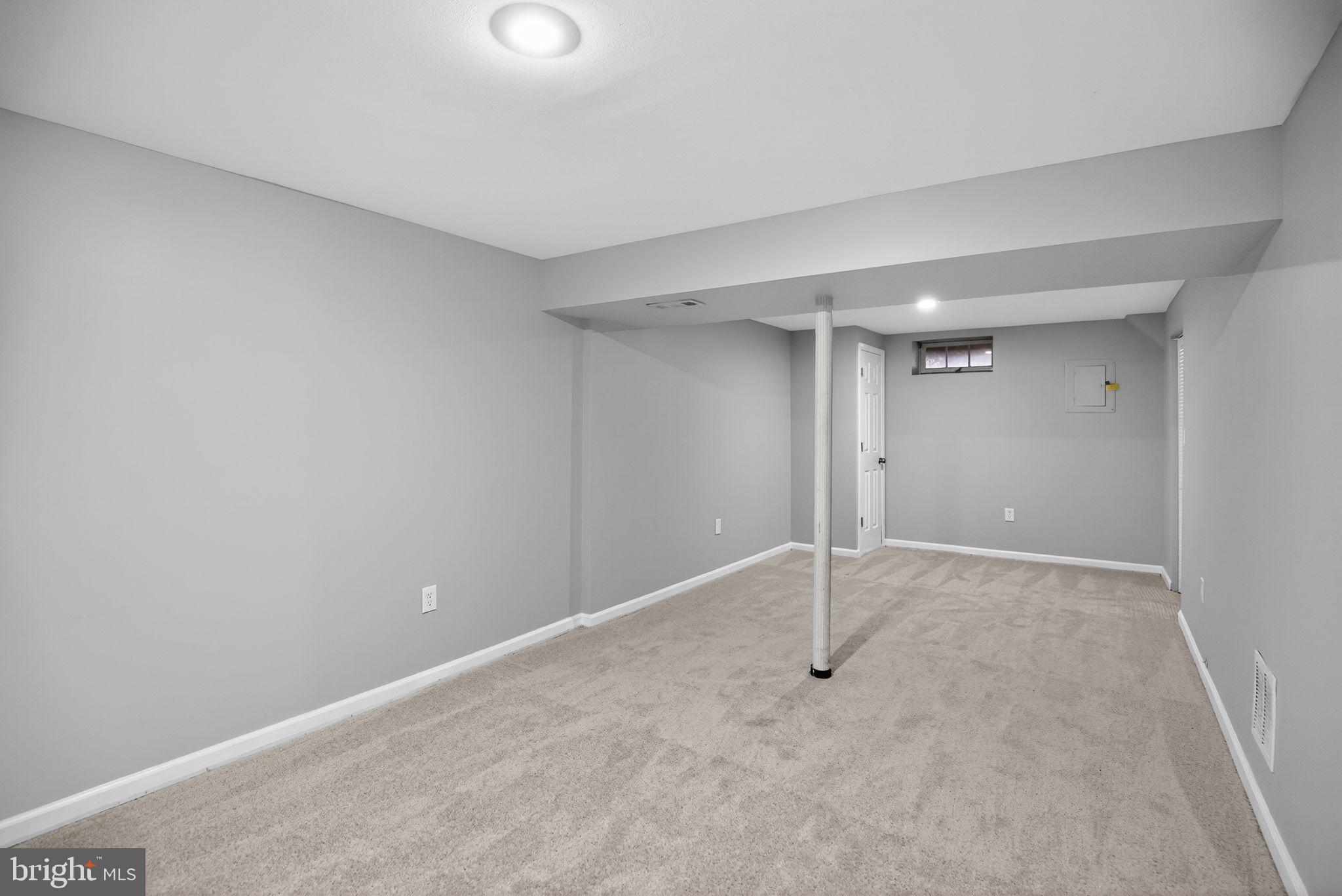 11303 KETTERING CIRCLE