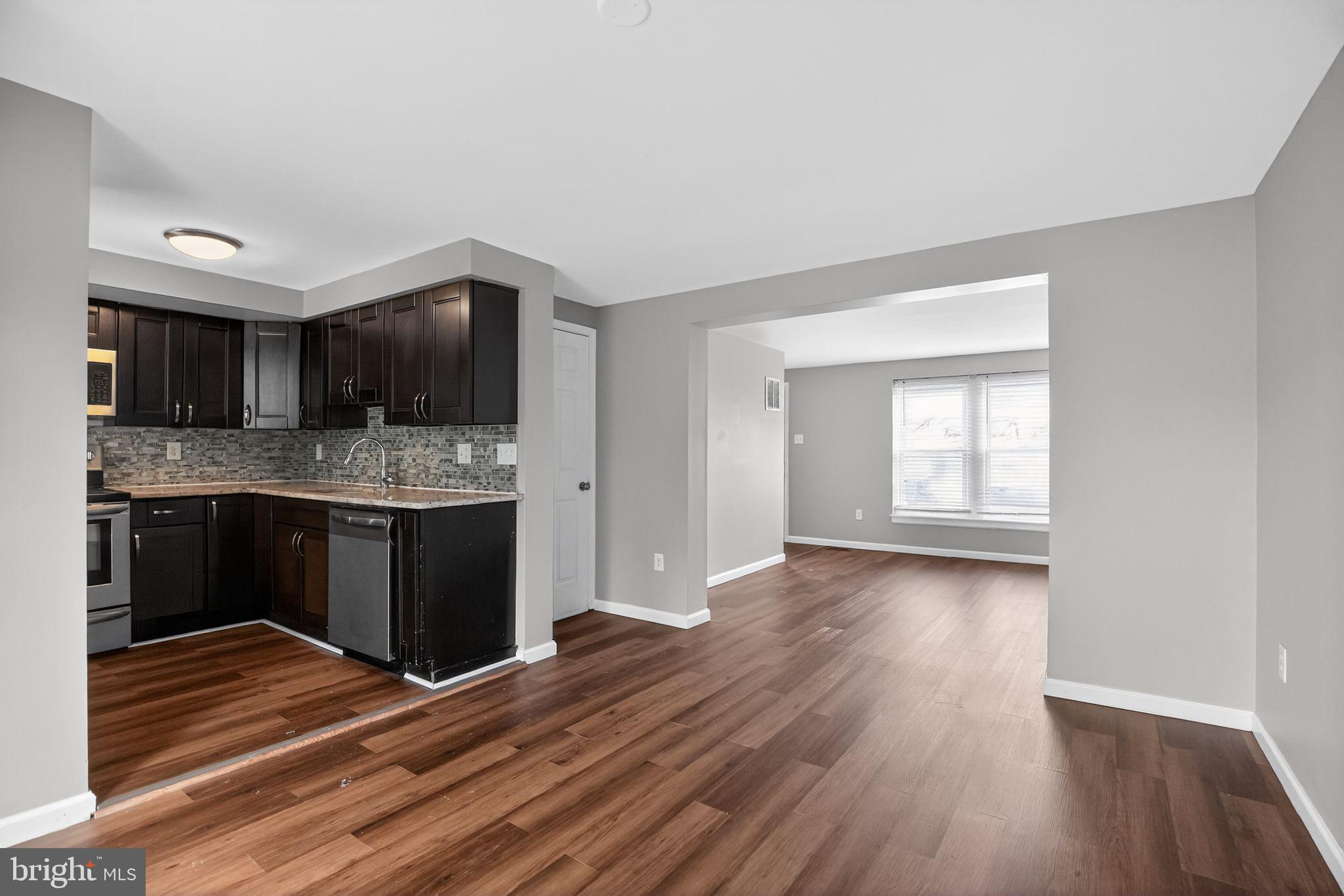 11303 KETTERING CIRCLE