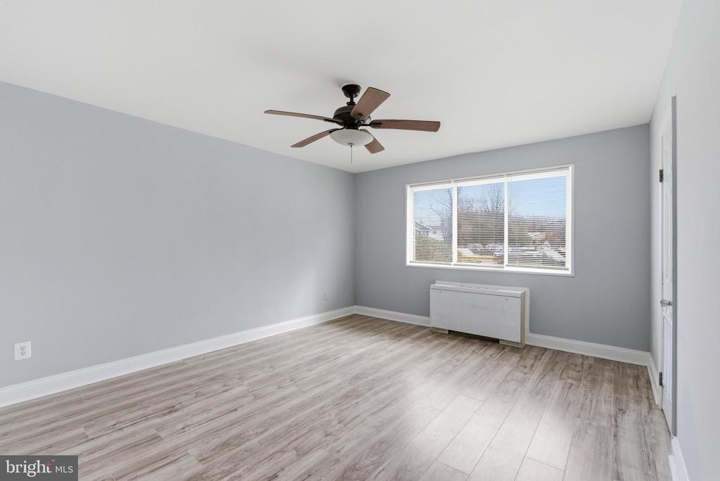 1009 CHILLUM ROAD Unit: 213