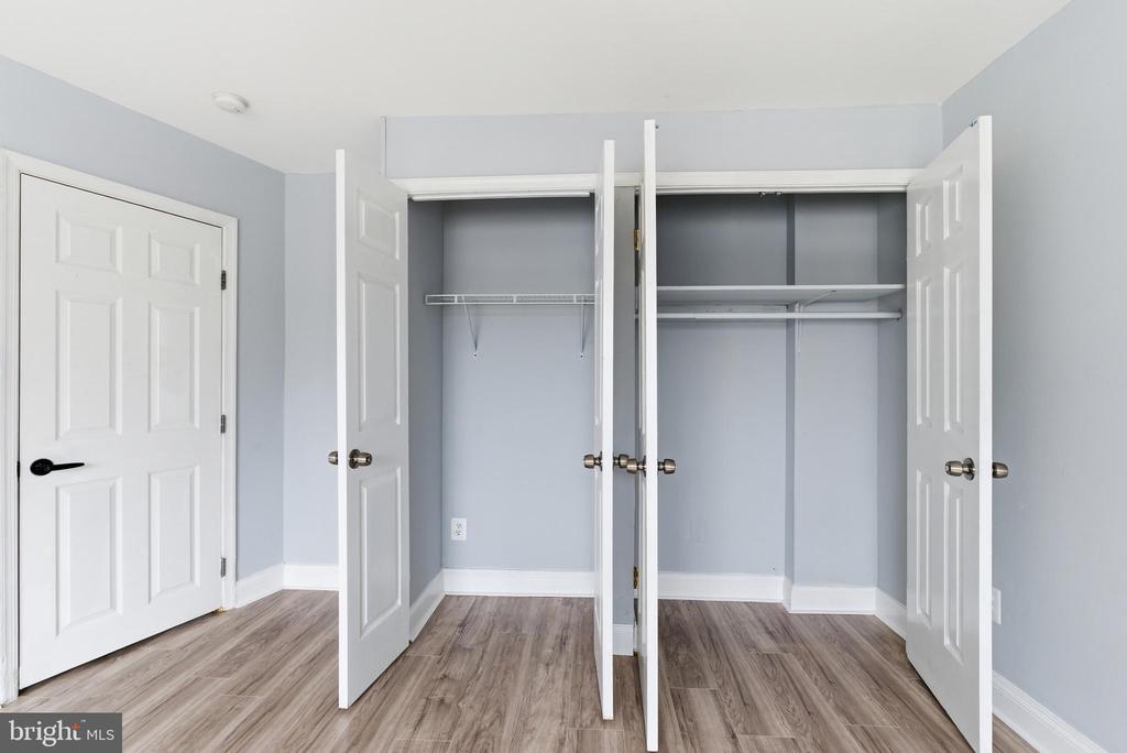 1009 CHILLUM ROAD Unit: 213