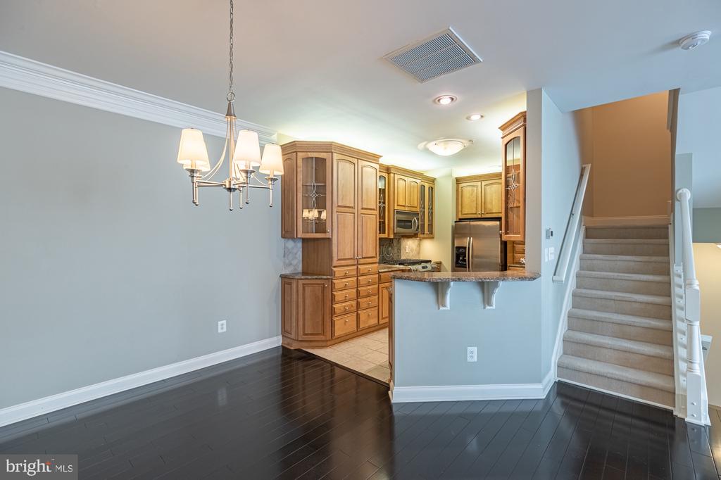 5067 DONOVAN DRIVE