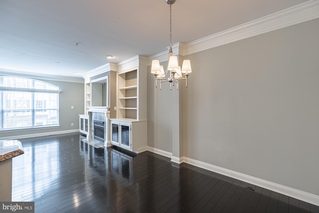 5067 DONOVAN DRIVE