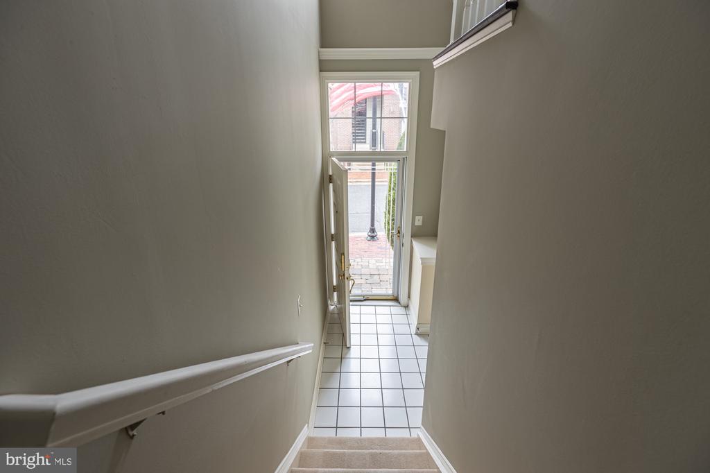 5067 DONOVAN DRIVE