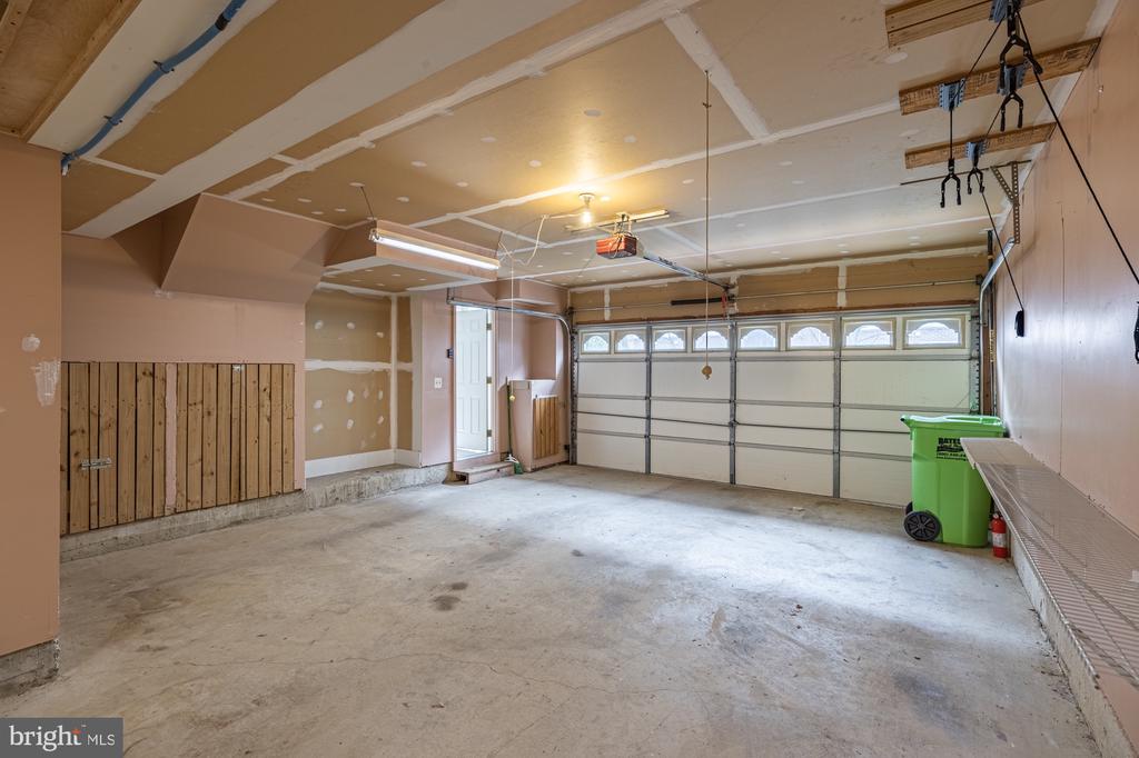 5067 DONOVAN DRIVE