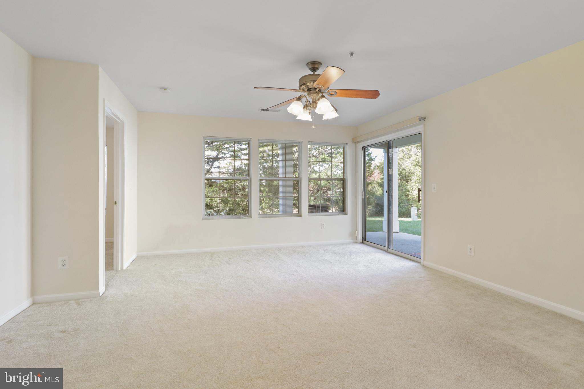 14158 CUDDY LOOP 103