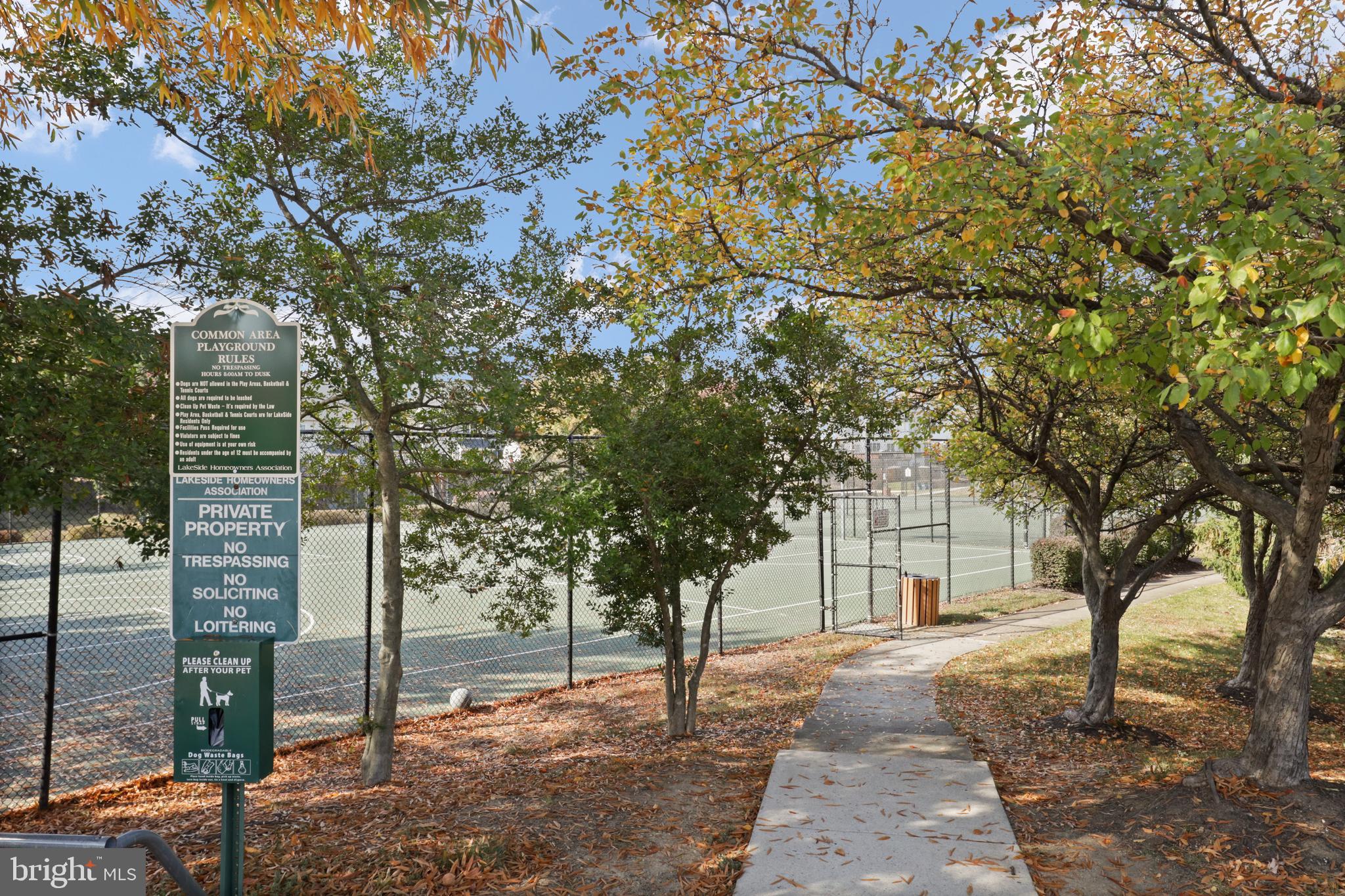 14158 CUDDY LOOP 103