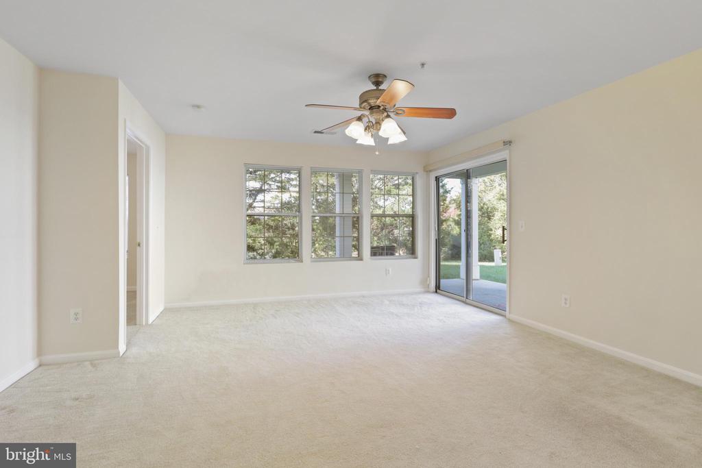14158 CUDDY LOOP 103