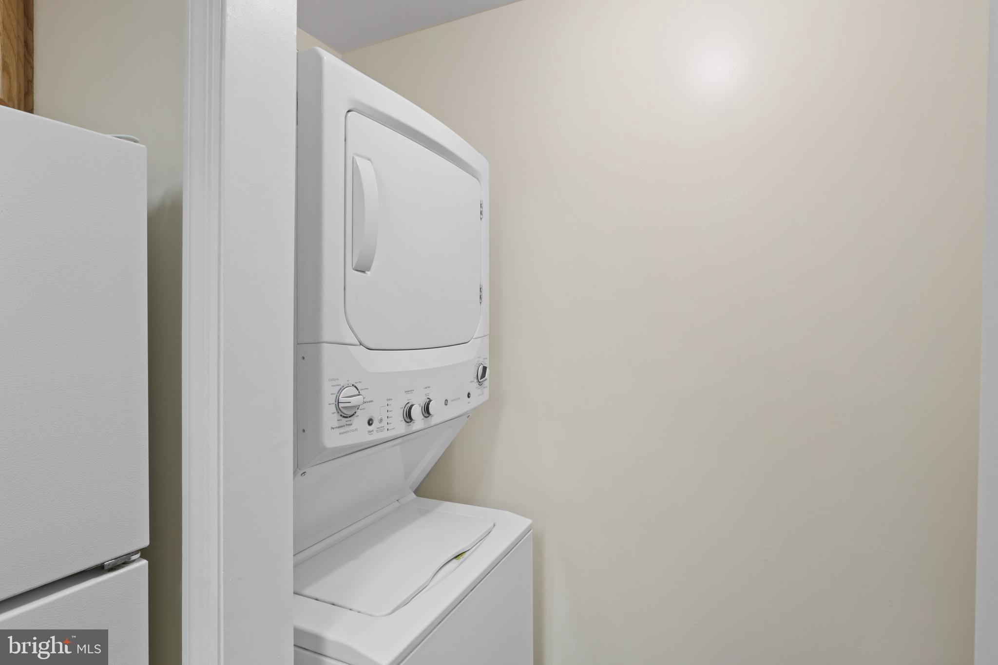 14158 CUDDY LOOP 103