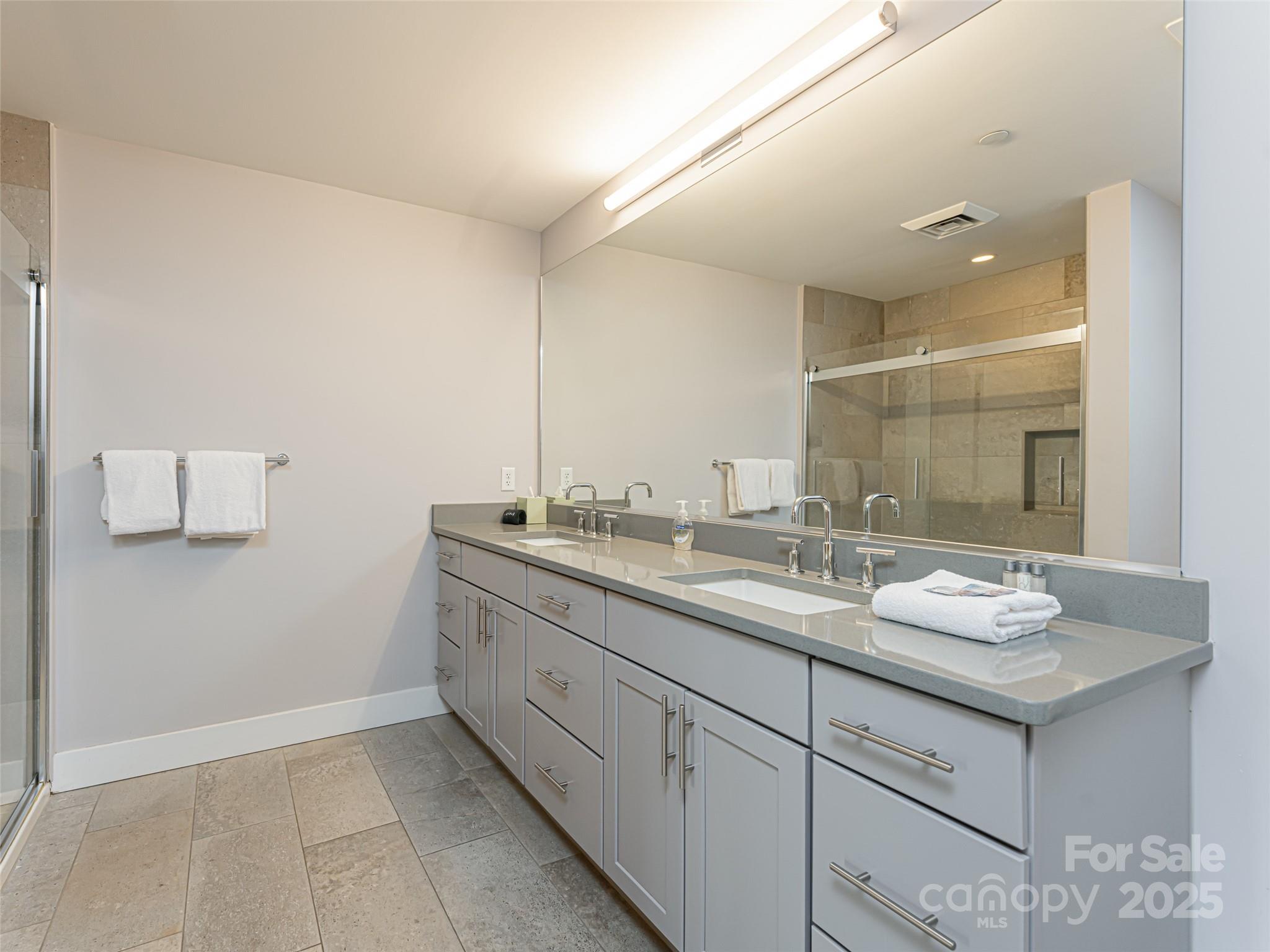 45 Asheland Avenue Unit: 302