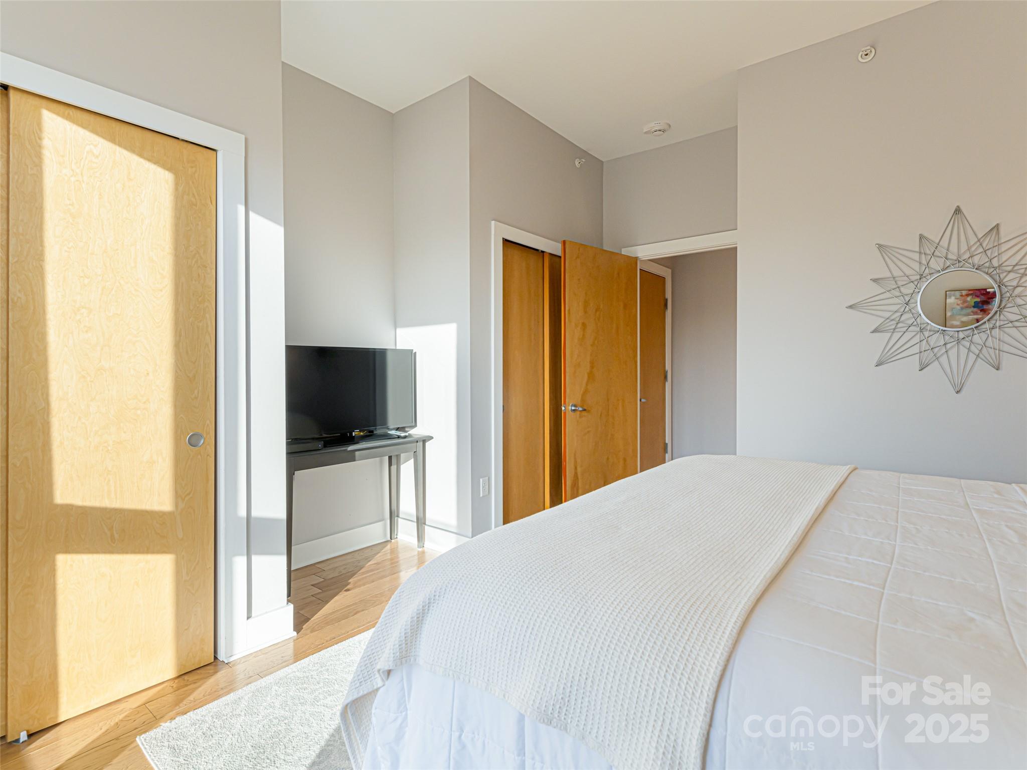 45 Asheland Avenue Unit: 302