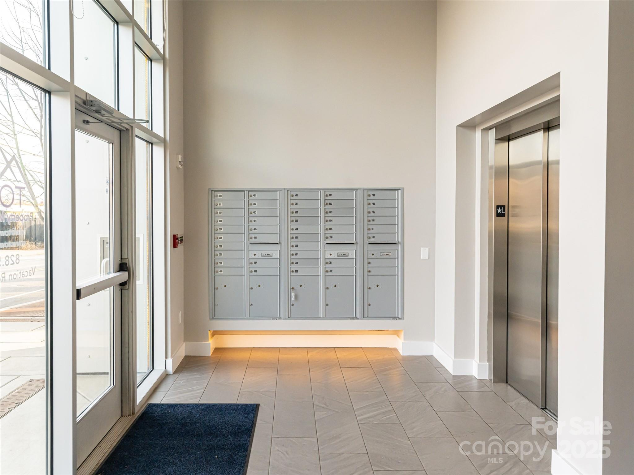 45 Asheland Avenue Unit: 302