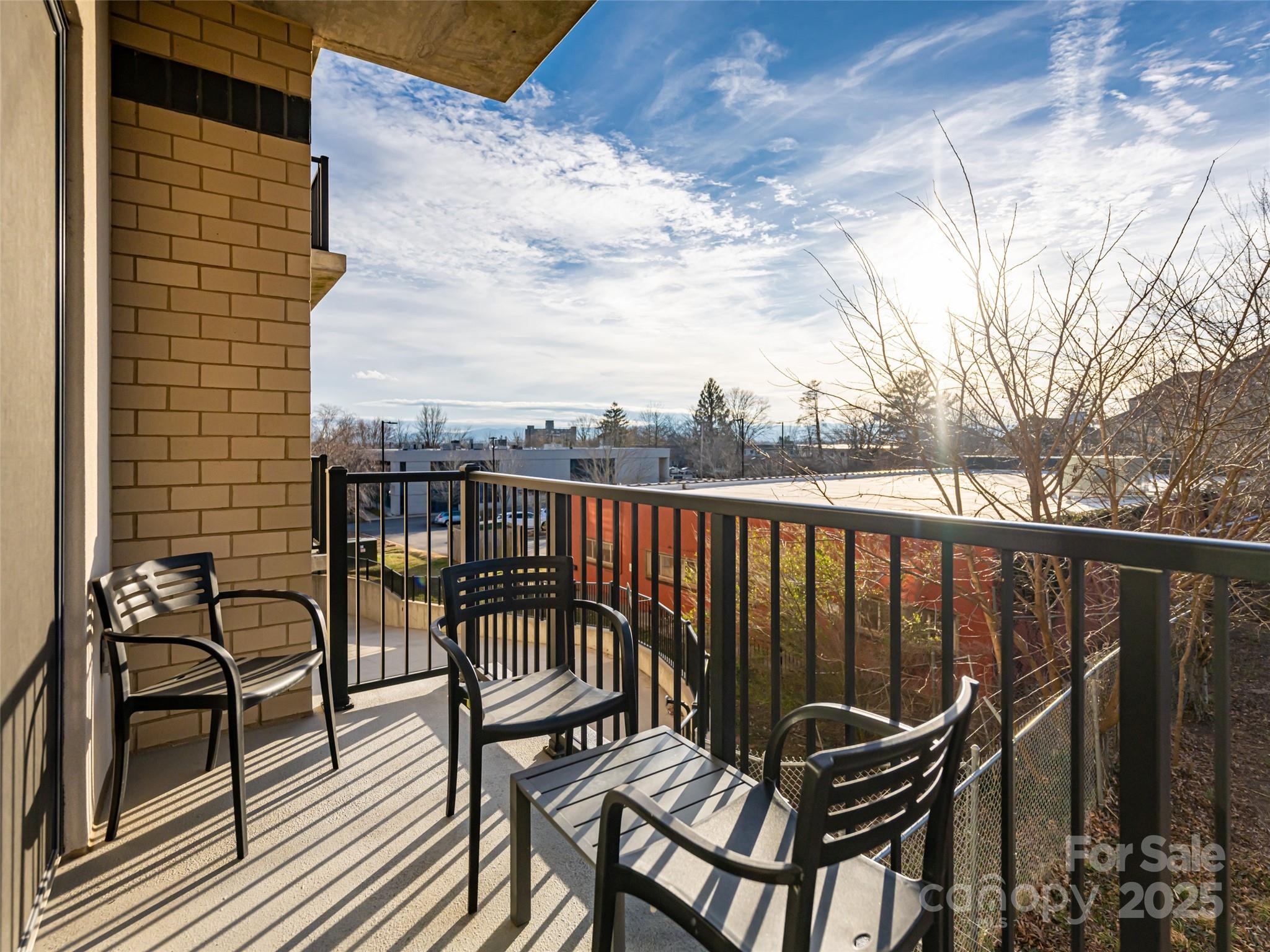 45 Asheland Avenue Unit: 302