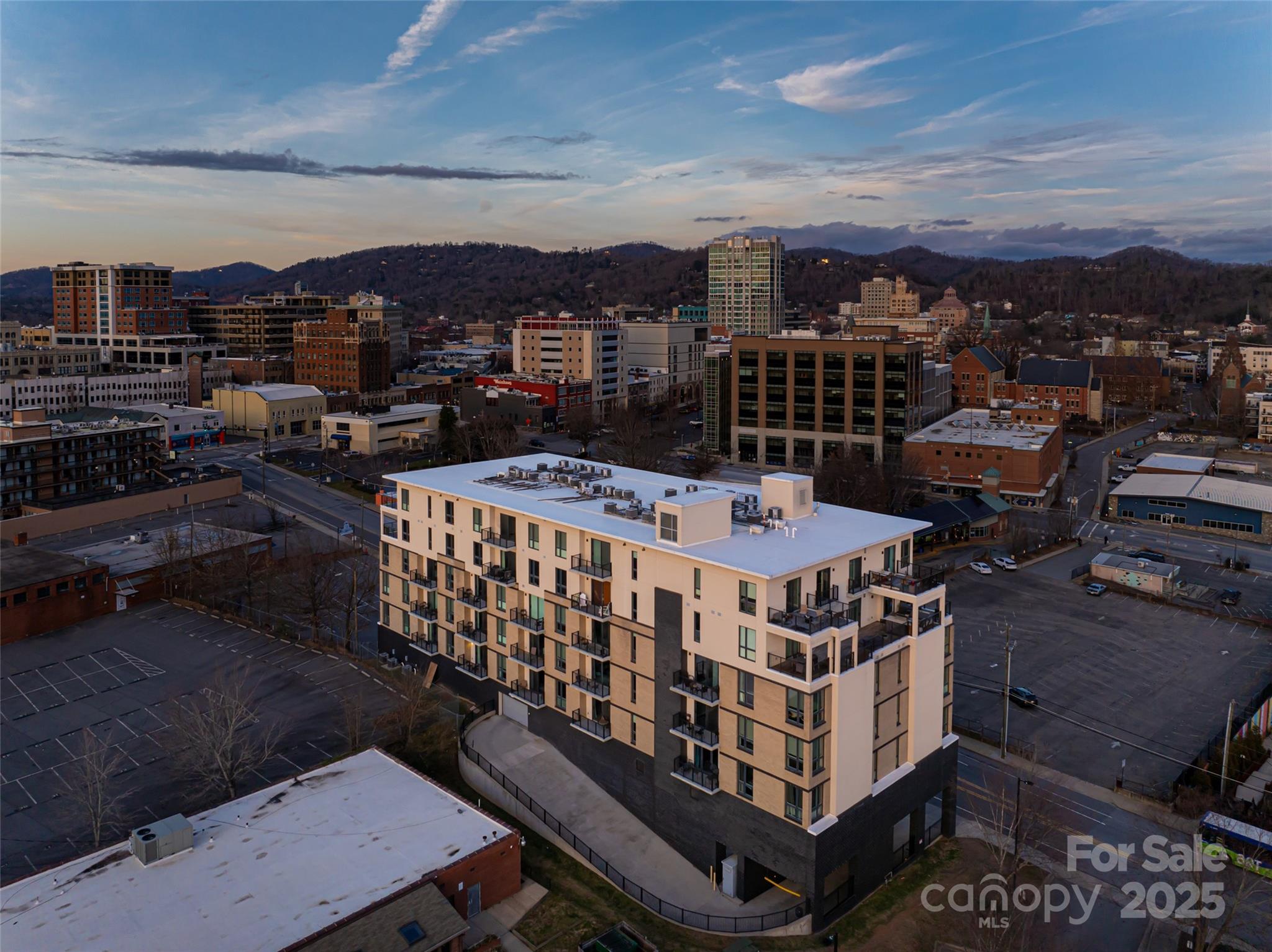 45 Asheland Avenue Unit: 302