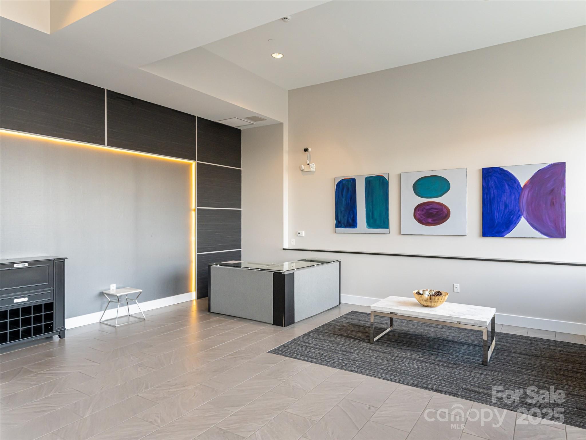 45 Asheland Avenue Unit: 302