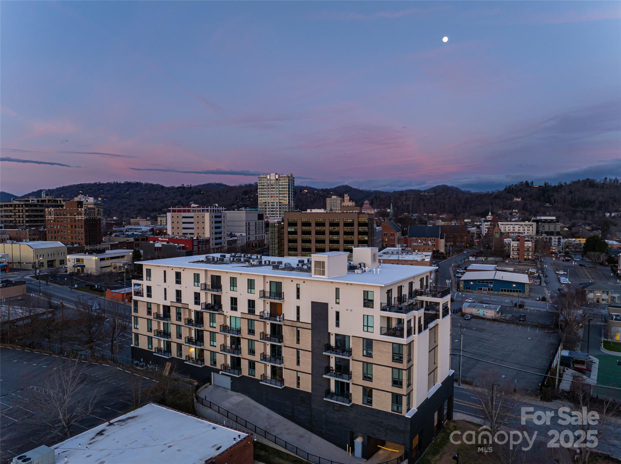 45 Asheland Avenue Unit: 302