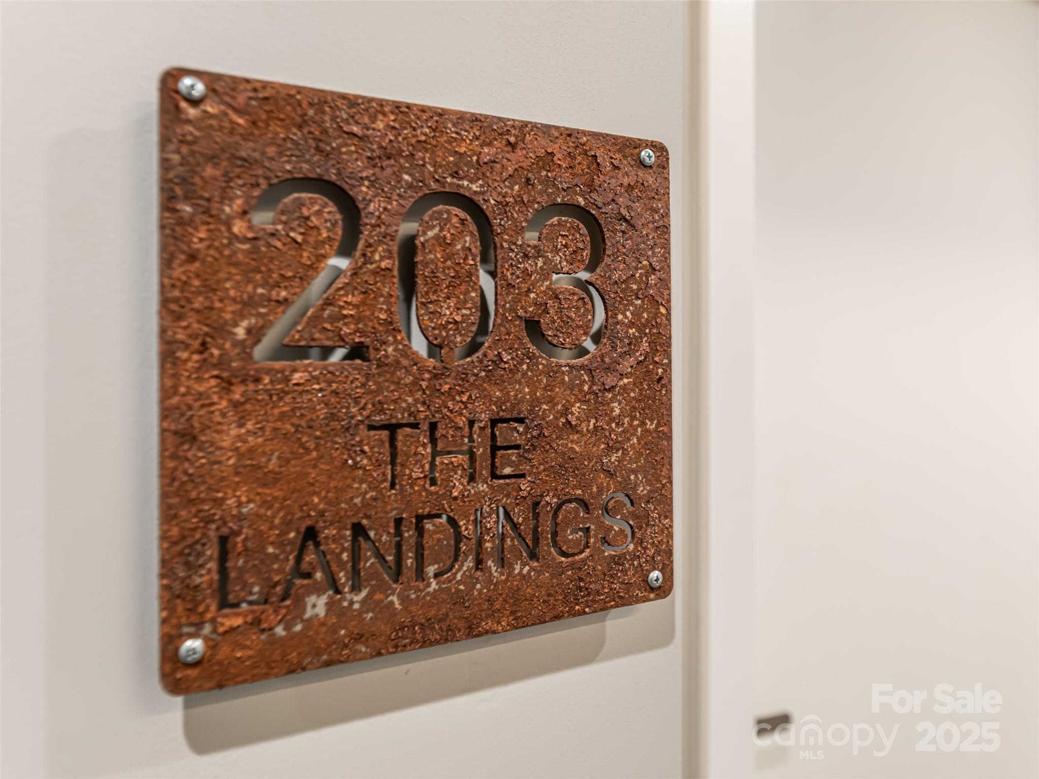 68 Craven Street Unit: 203