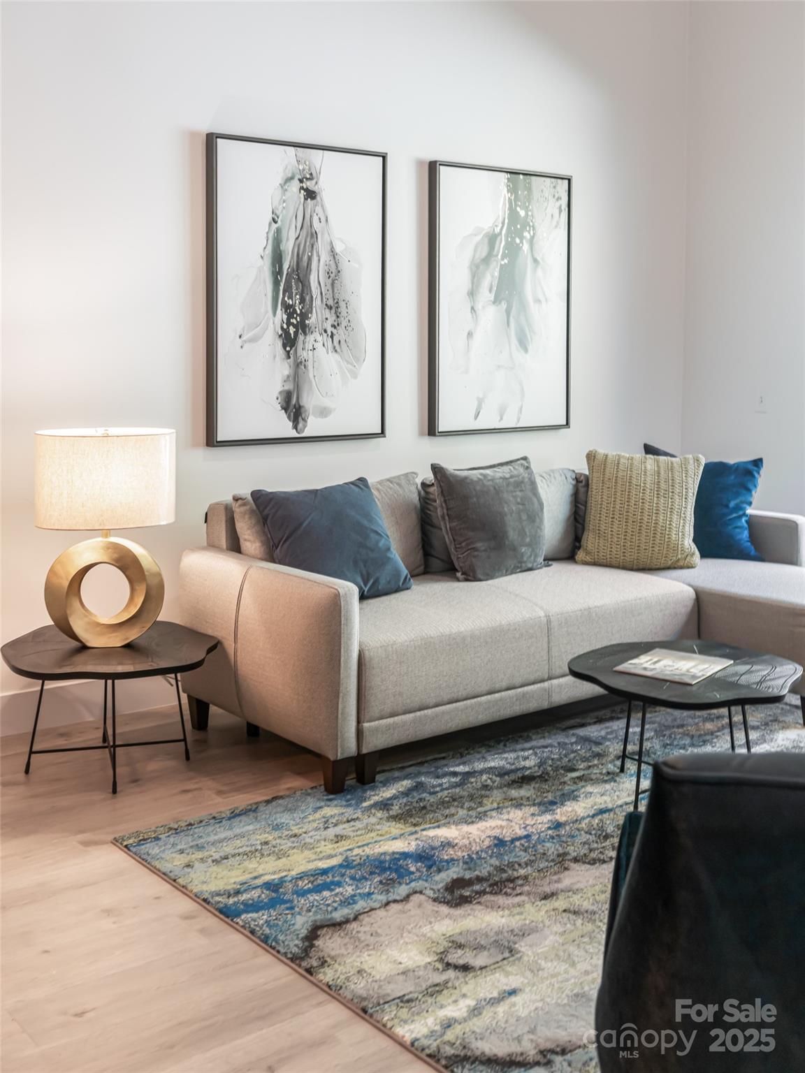 68 Craven Street Unit: 203
