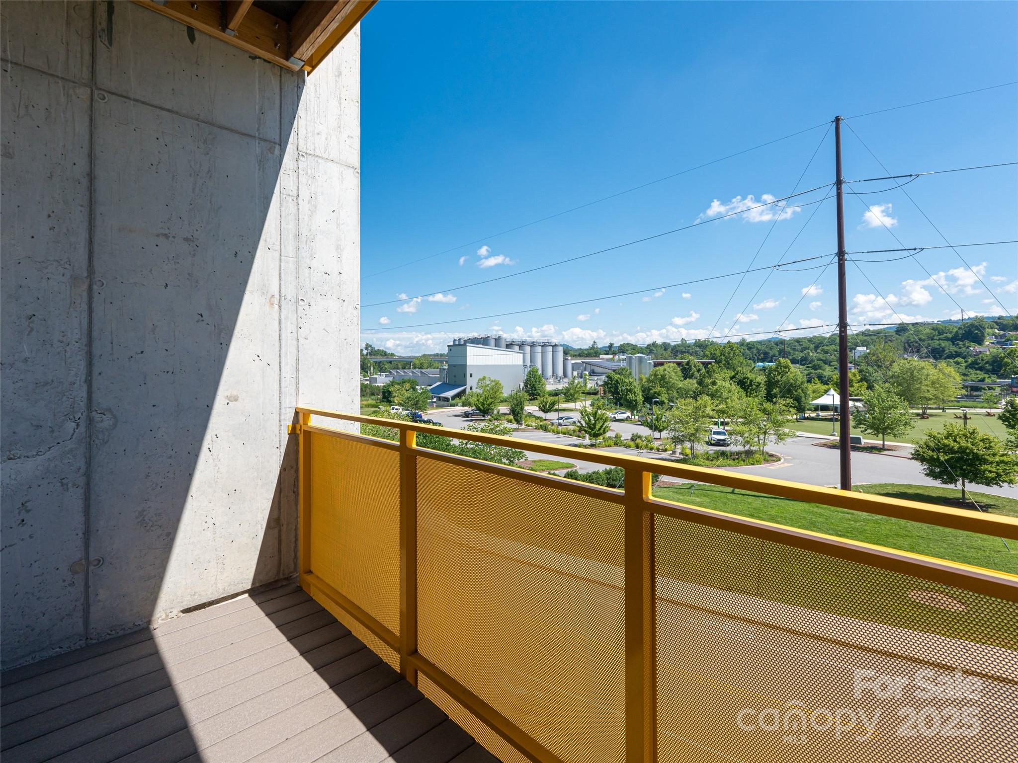 68 Craven Street Unit: 310
