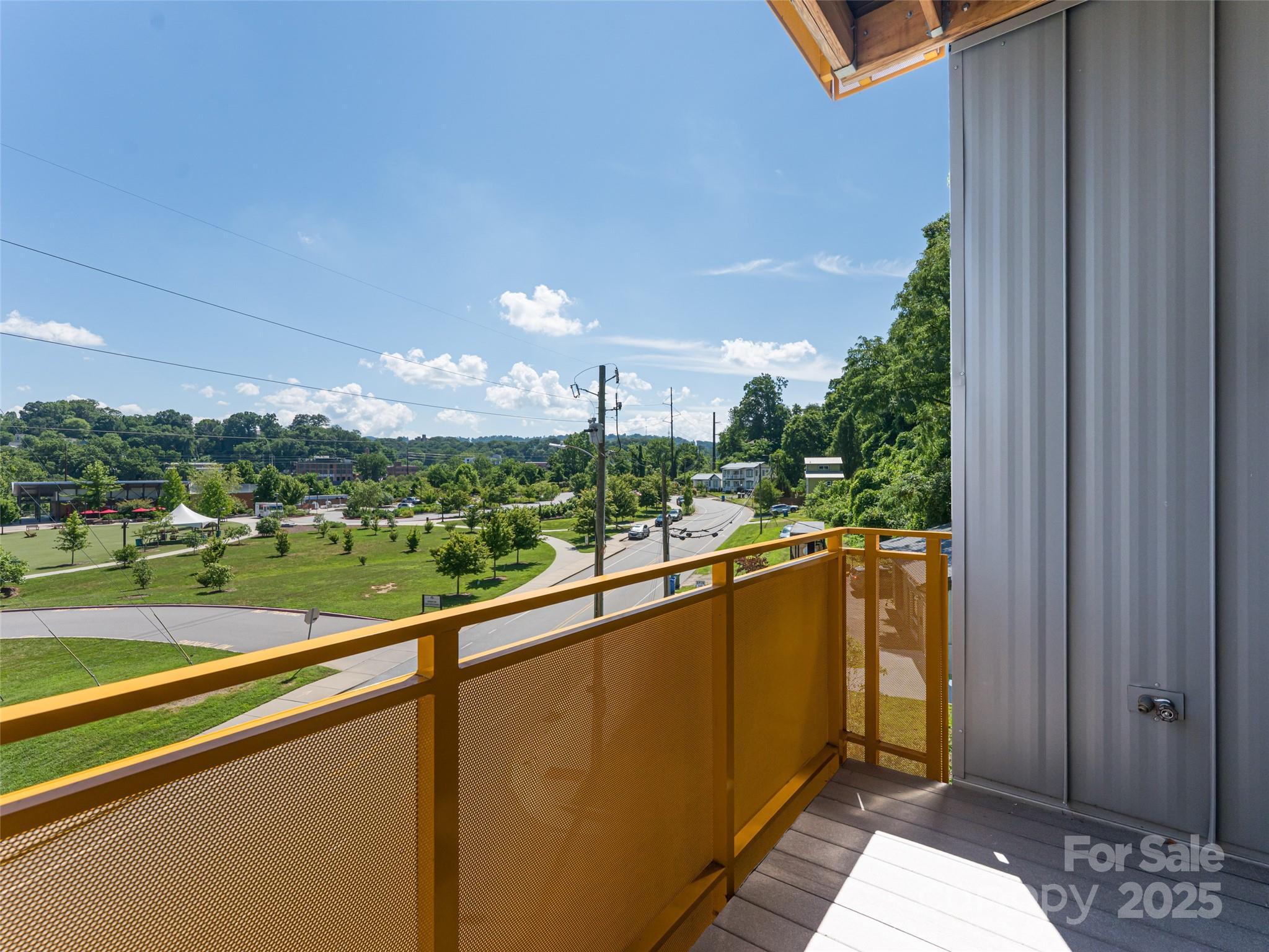 68 Craven Street Unit: 310