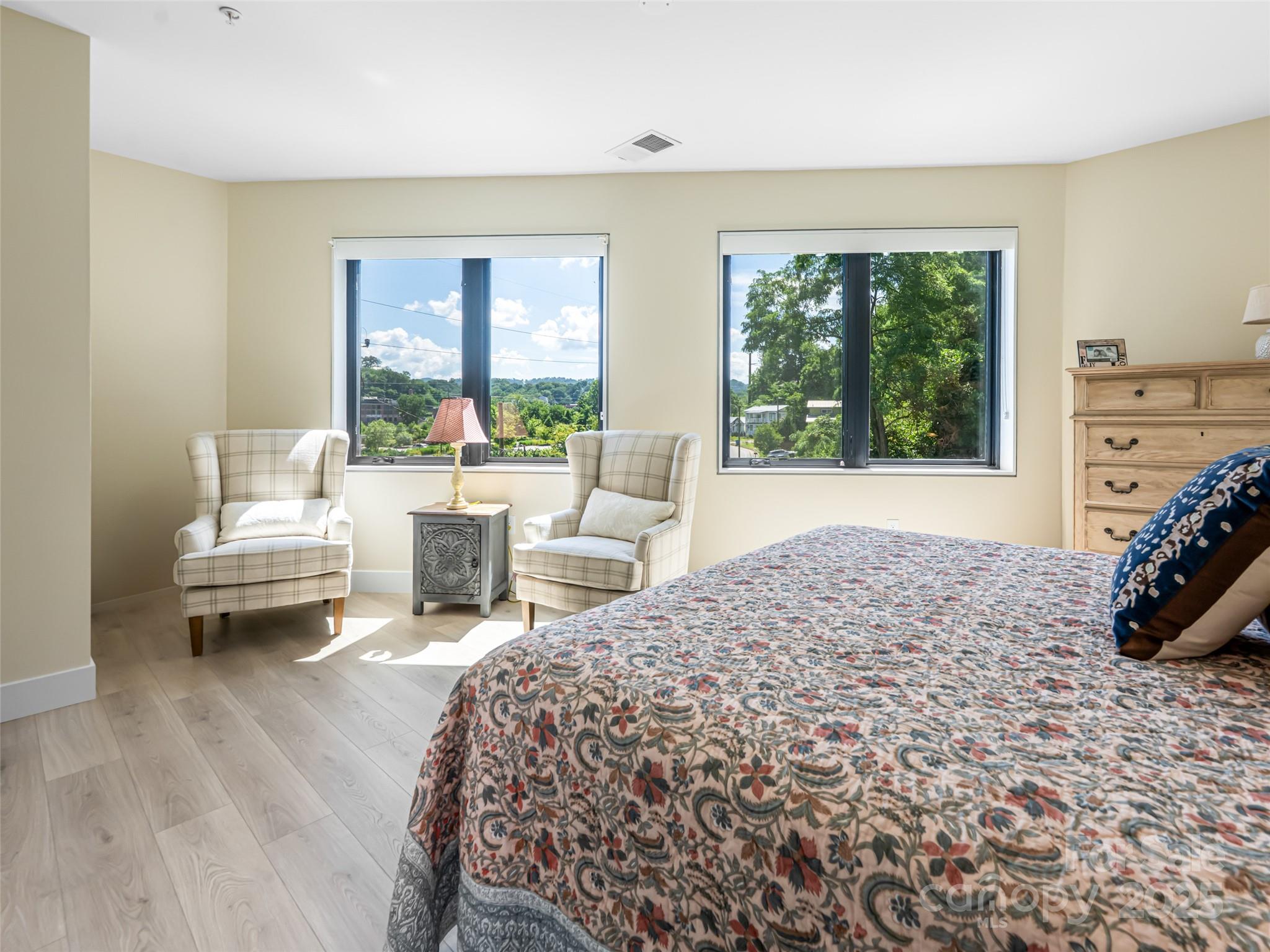 68 Craven Street Unit: 310
