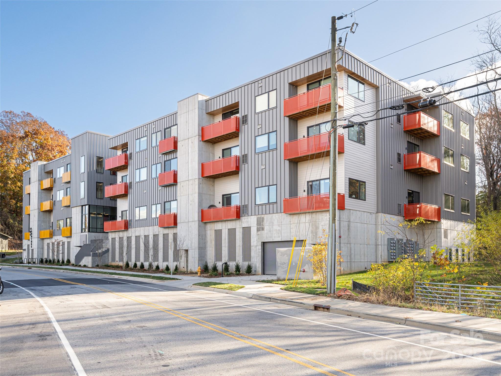 68 Craven Street Unit: 310