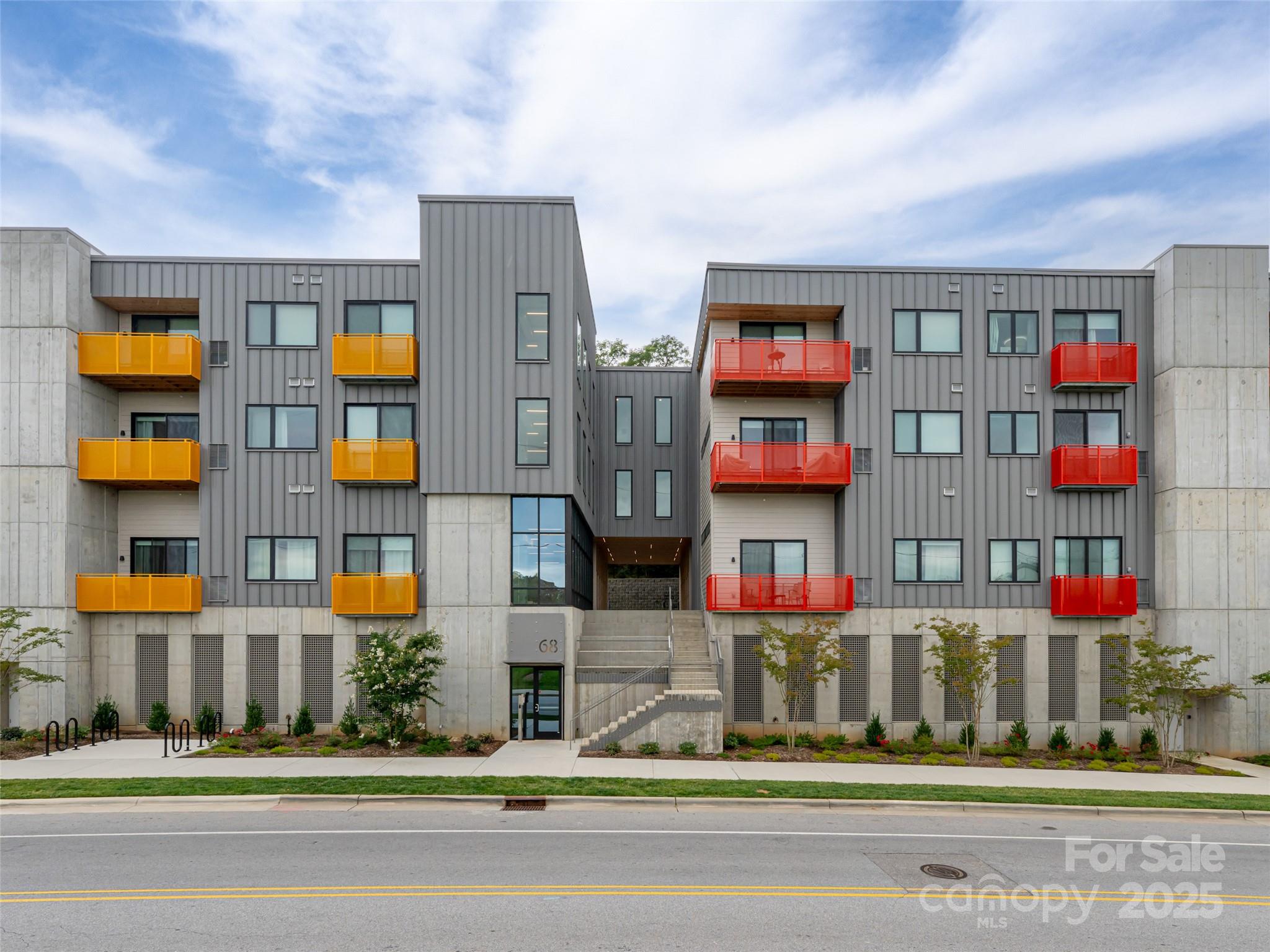 68 Craven Street Unit: 310