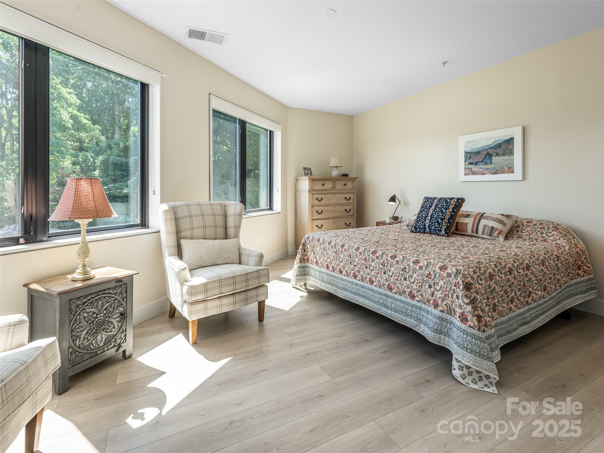 68 Craven Street Unit: 310