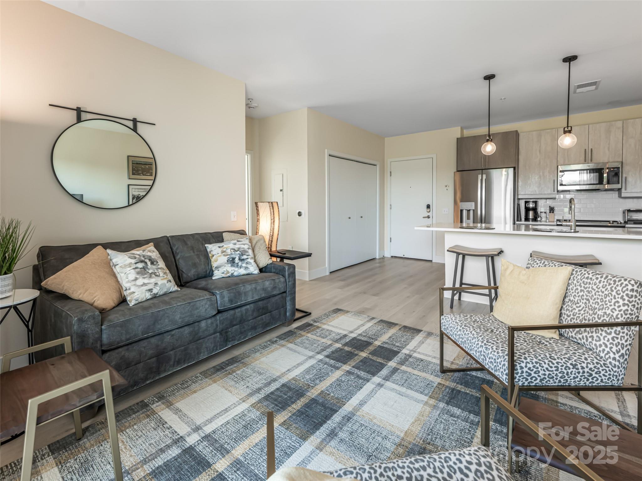 68 Craven Street Unit: 310