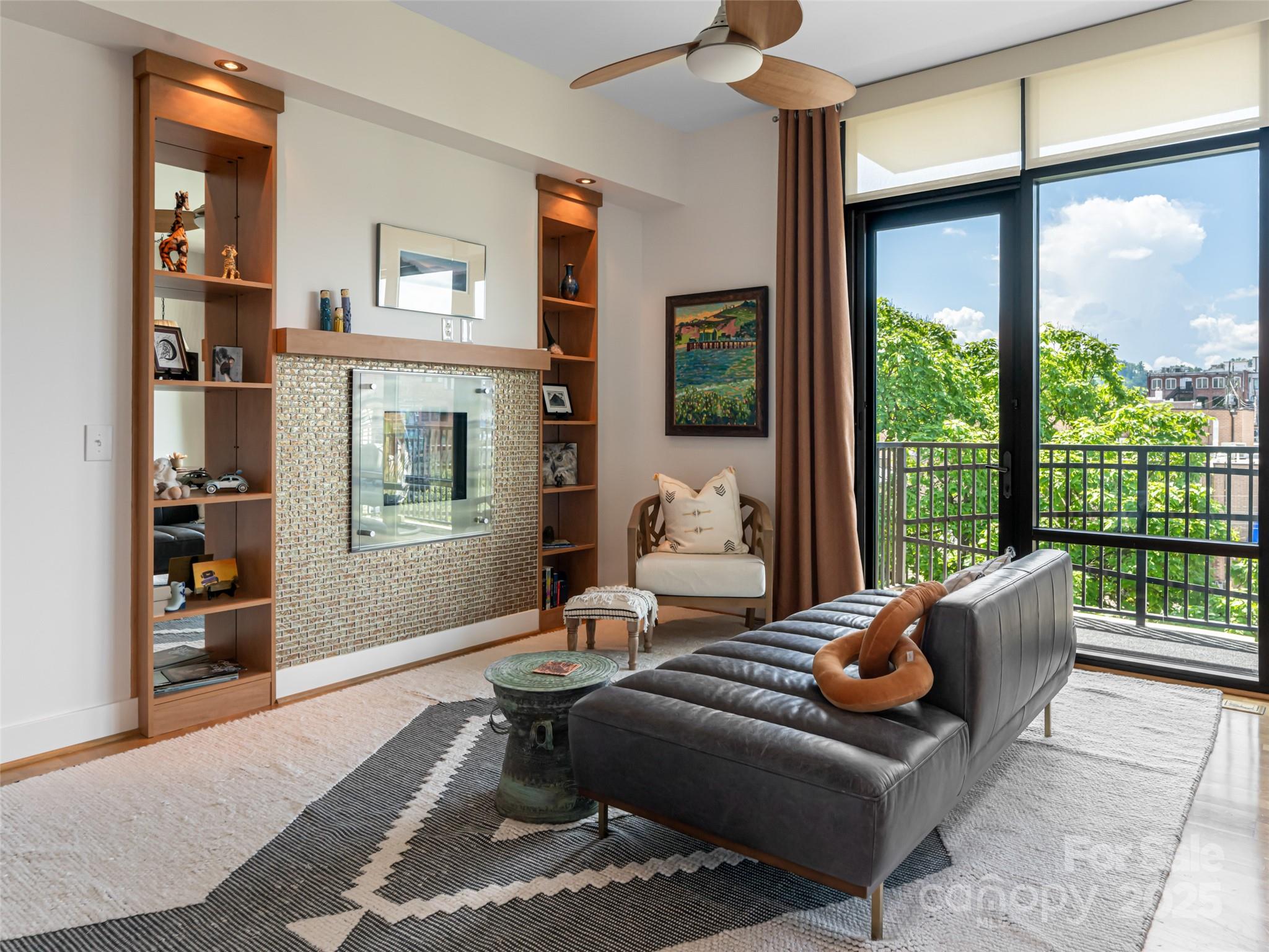 60 N Market Street Unit: 402