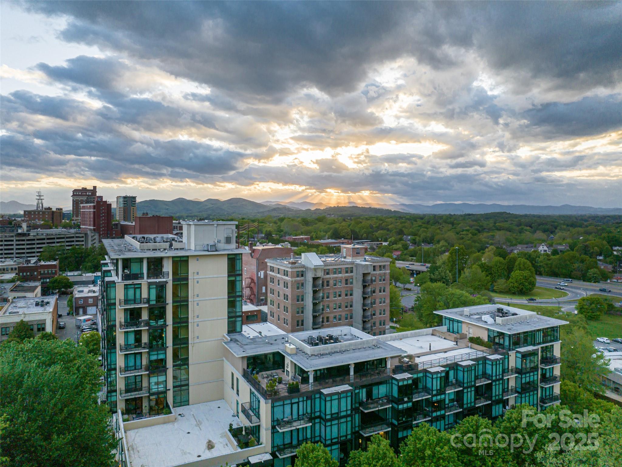 60 N Market Street Unit: 402