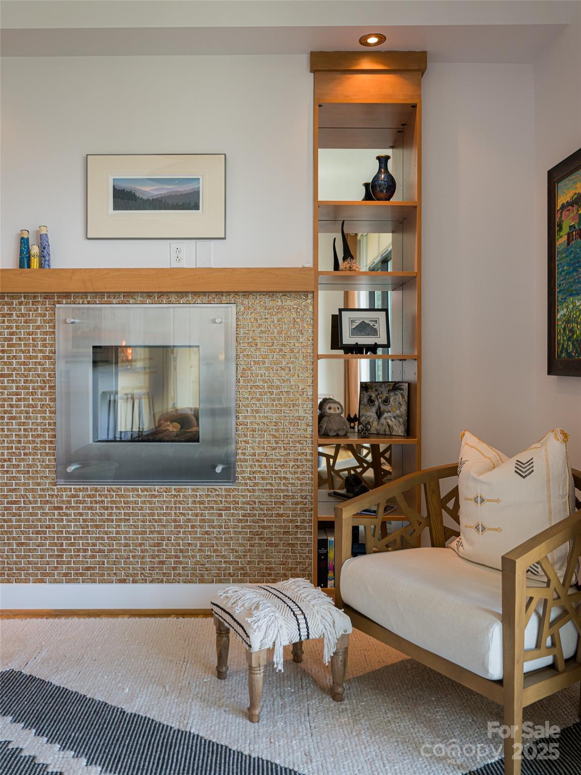 60 N Market Street Unit: 402
