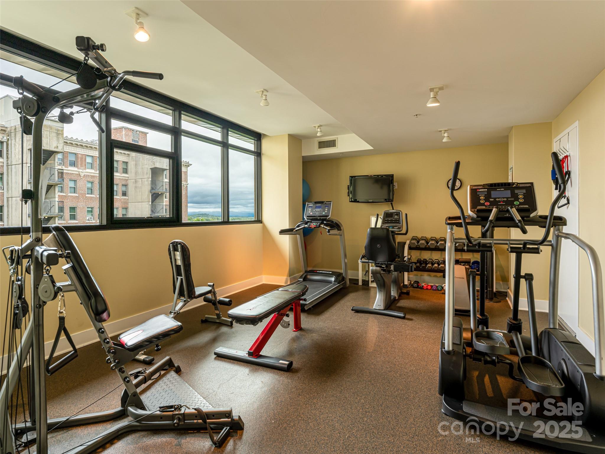 60 N Market Street Unit: 402
