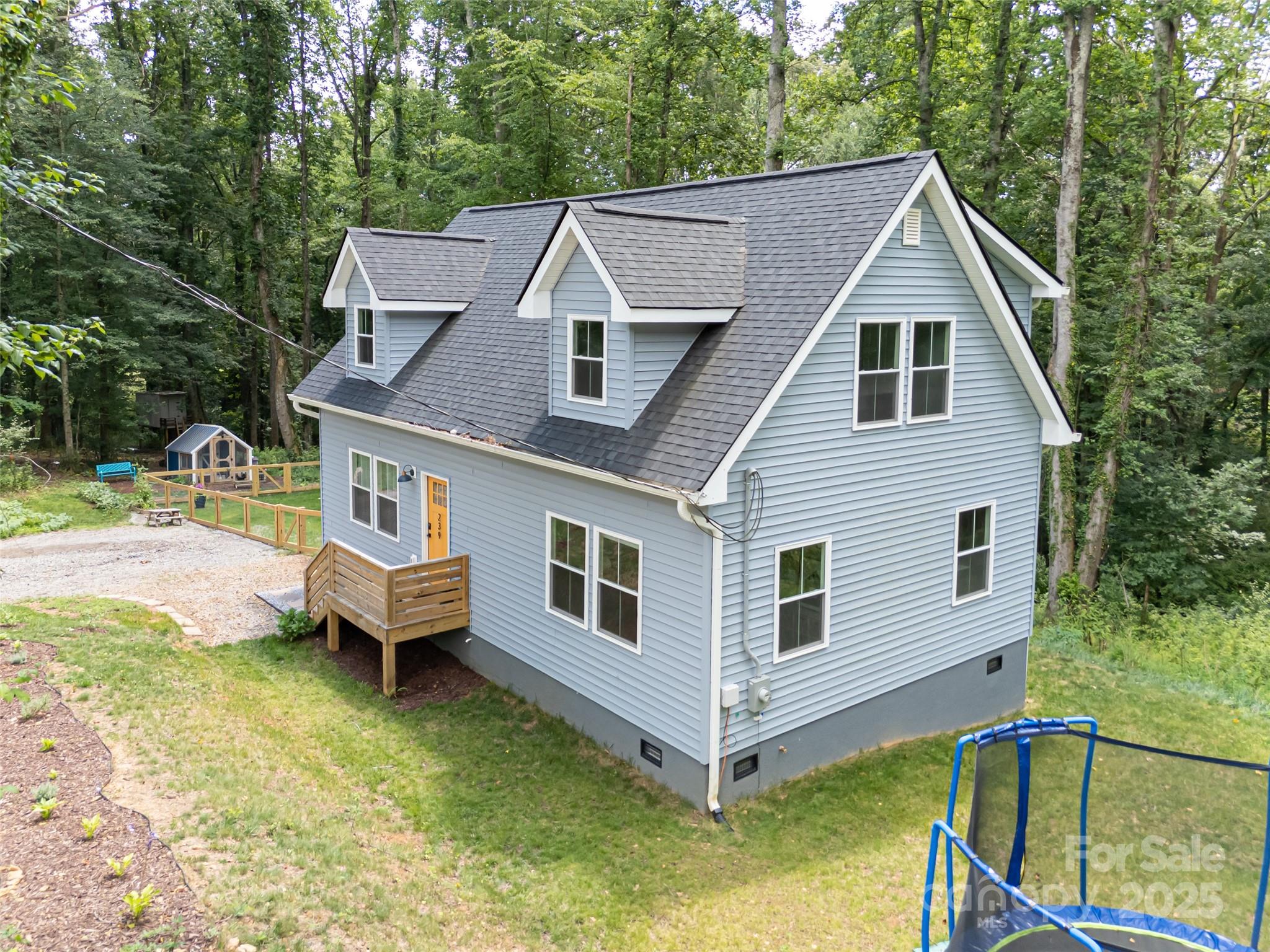 239 Bonnies Meadow Place