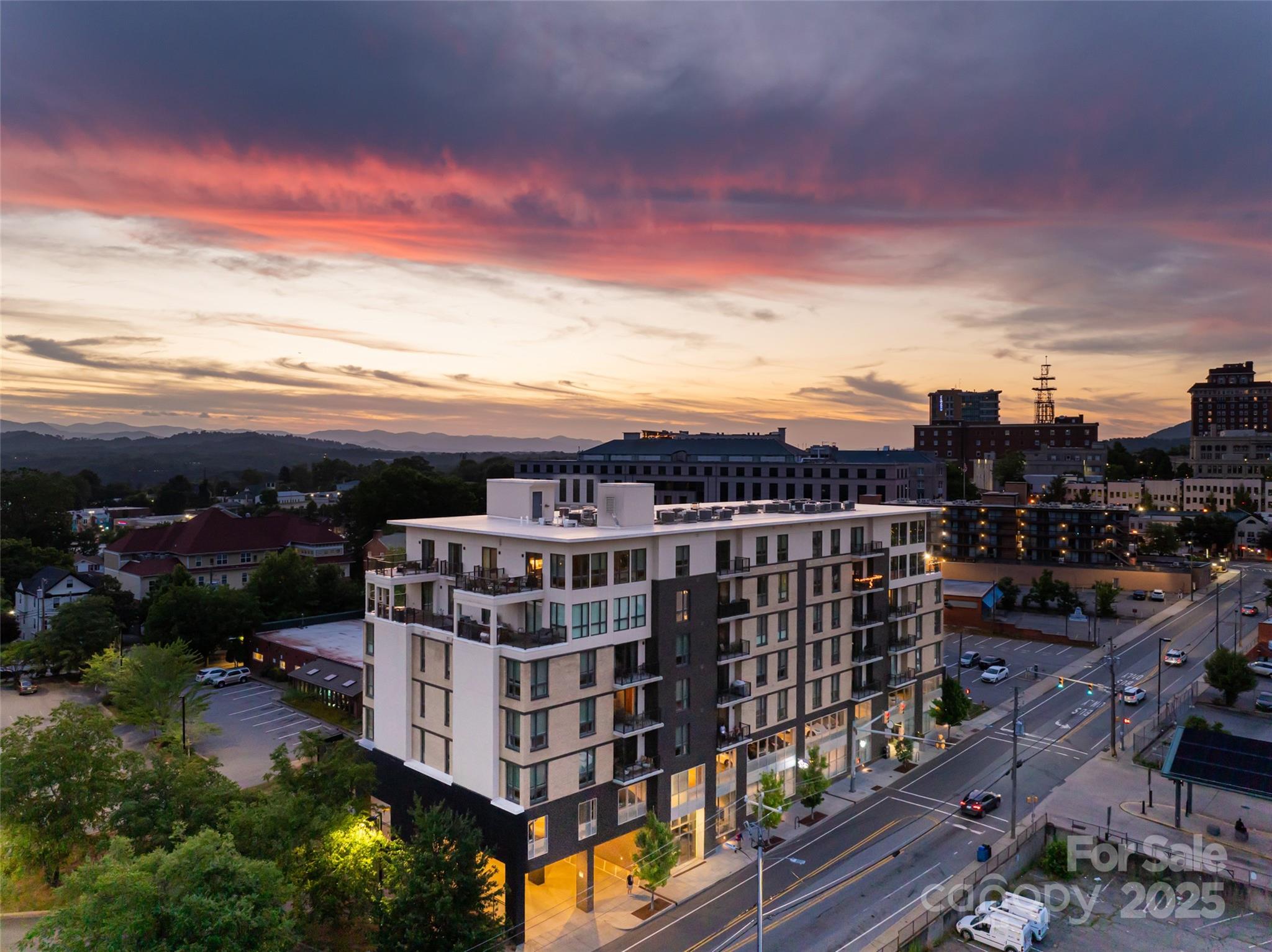 45 Asheland Avenue Unit: 402