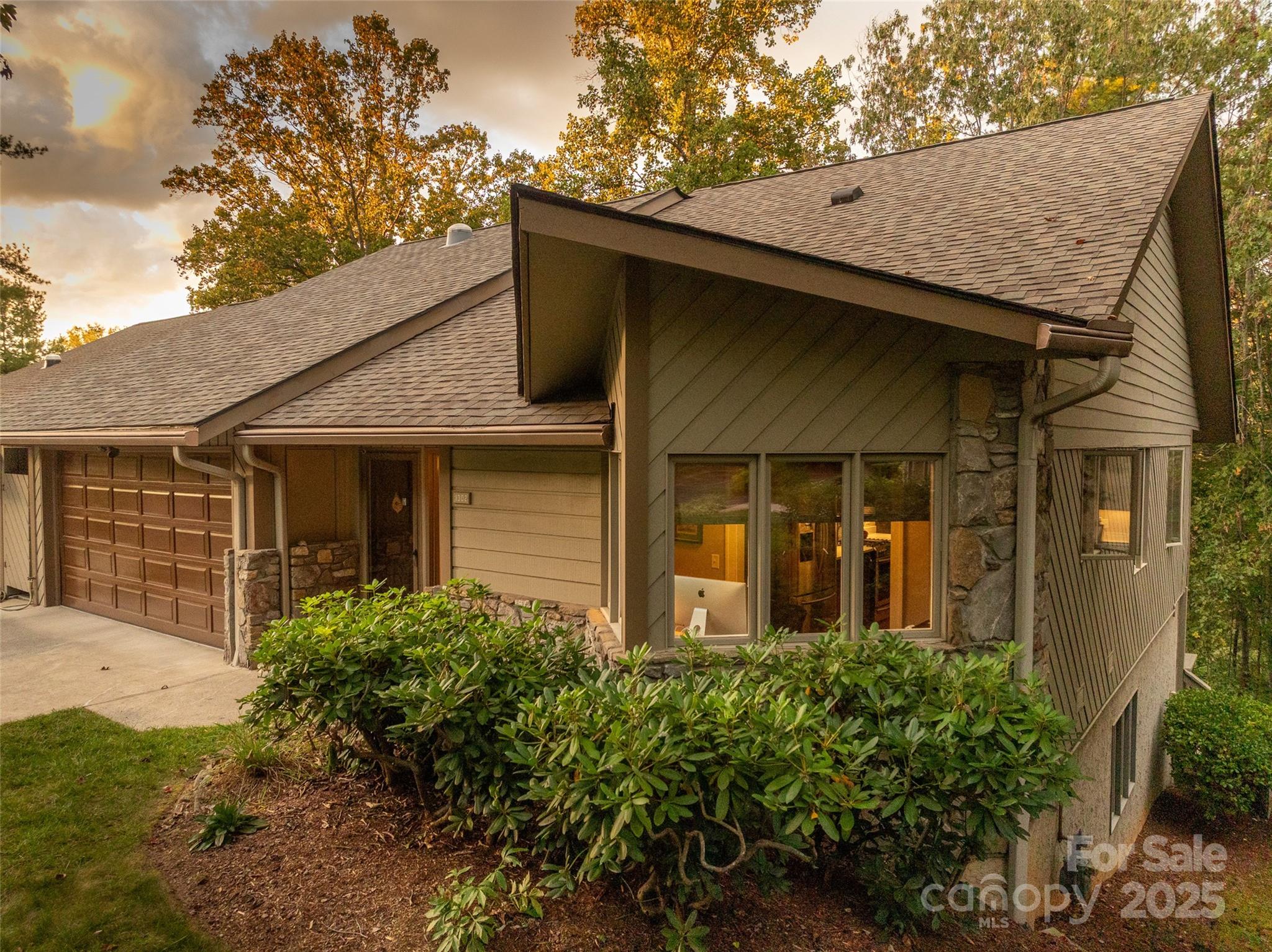 1302 Timber Trail