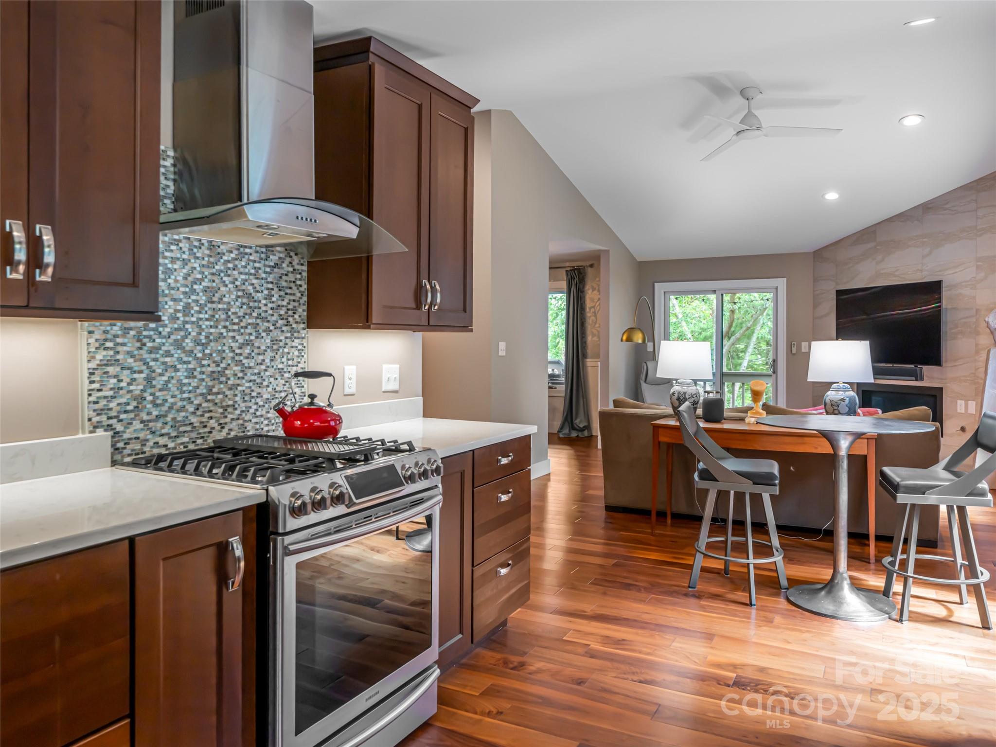 1302 Timber Trail