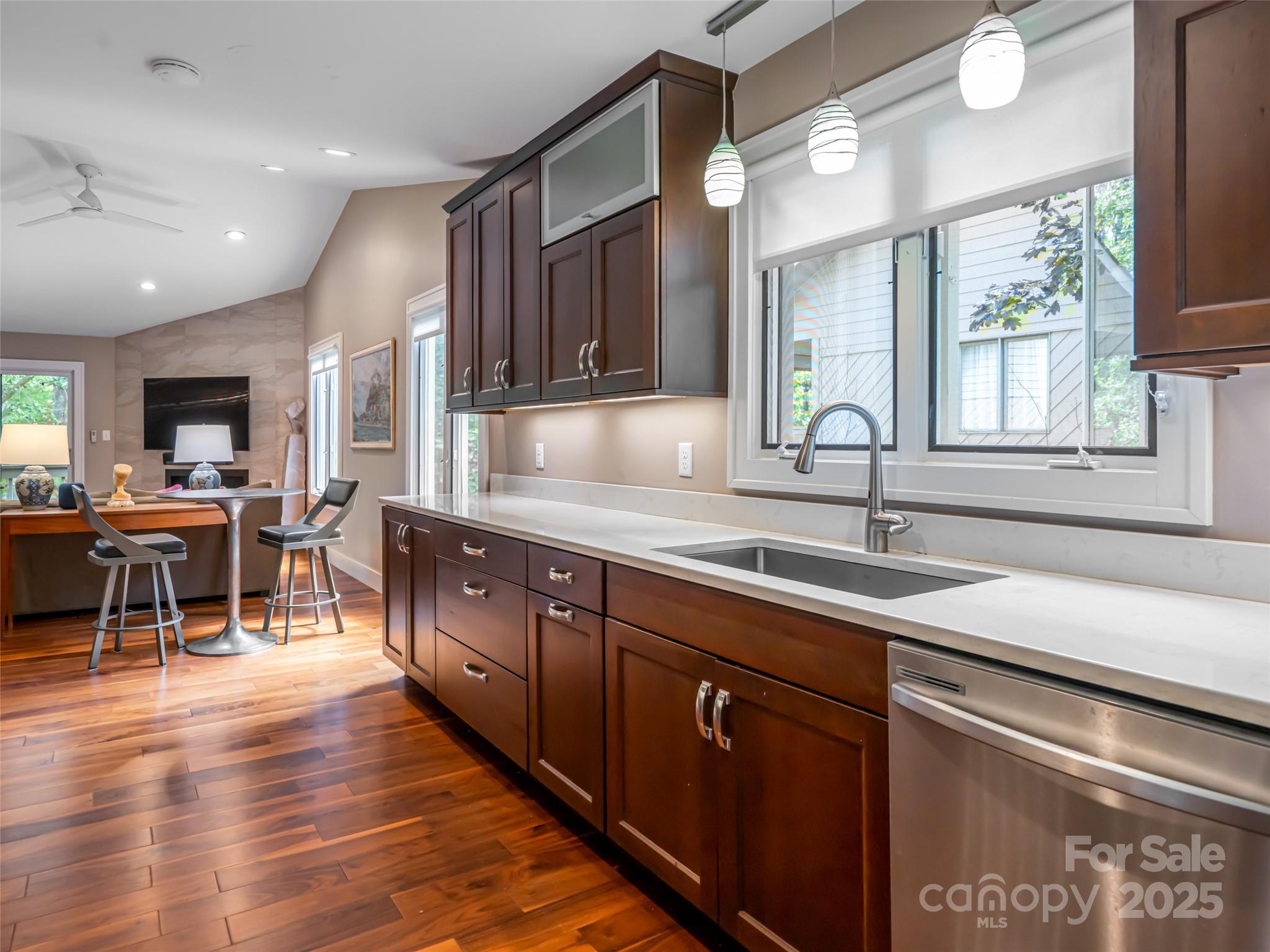 1302 Timber Trail