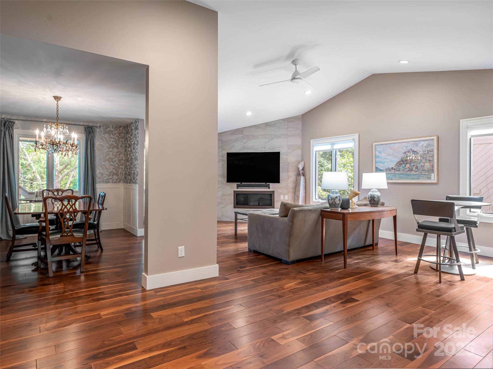 1302 Timber Trail