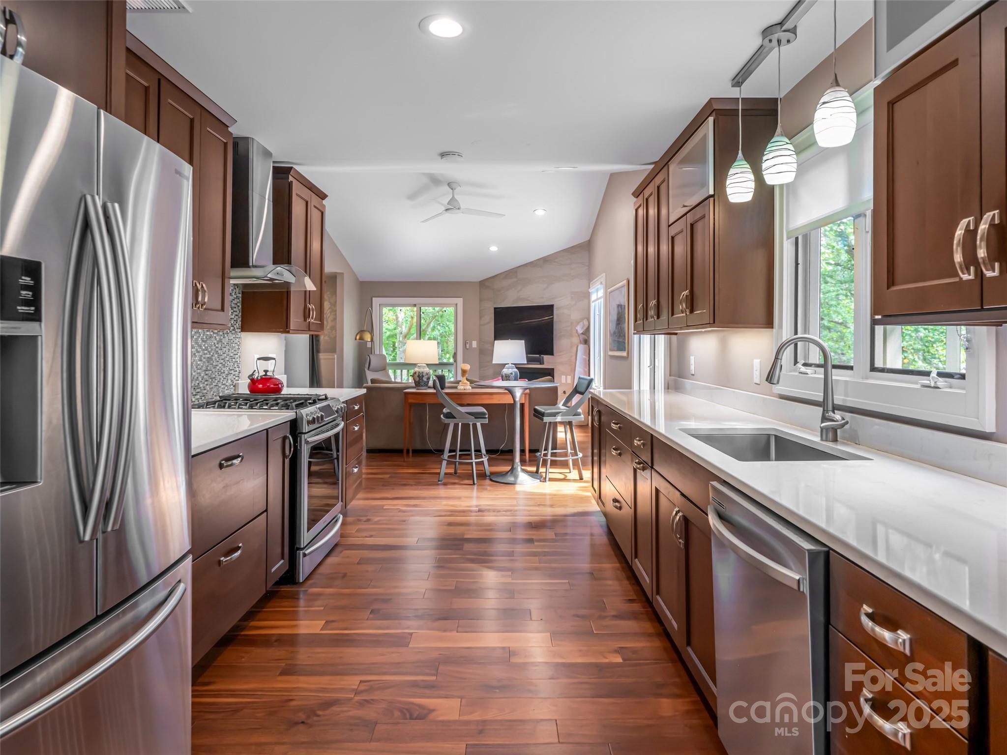 1302 Timber Trail