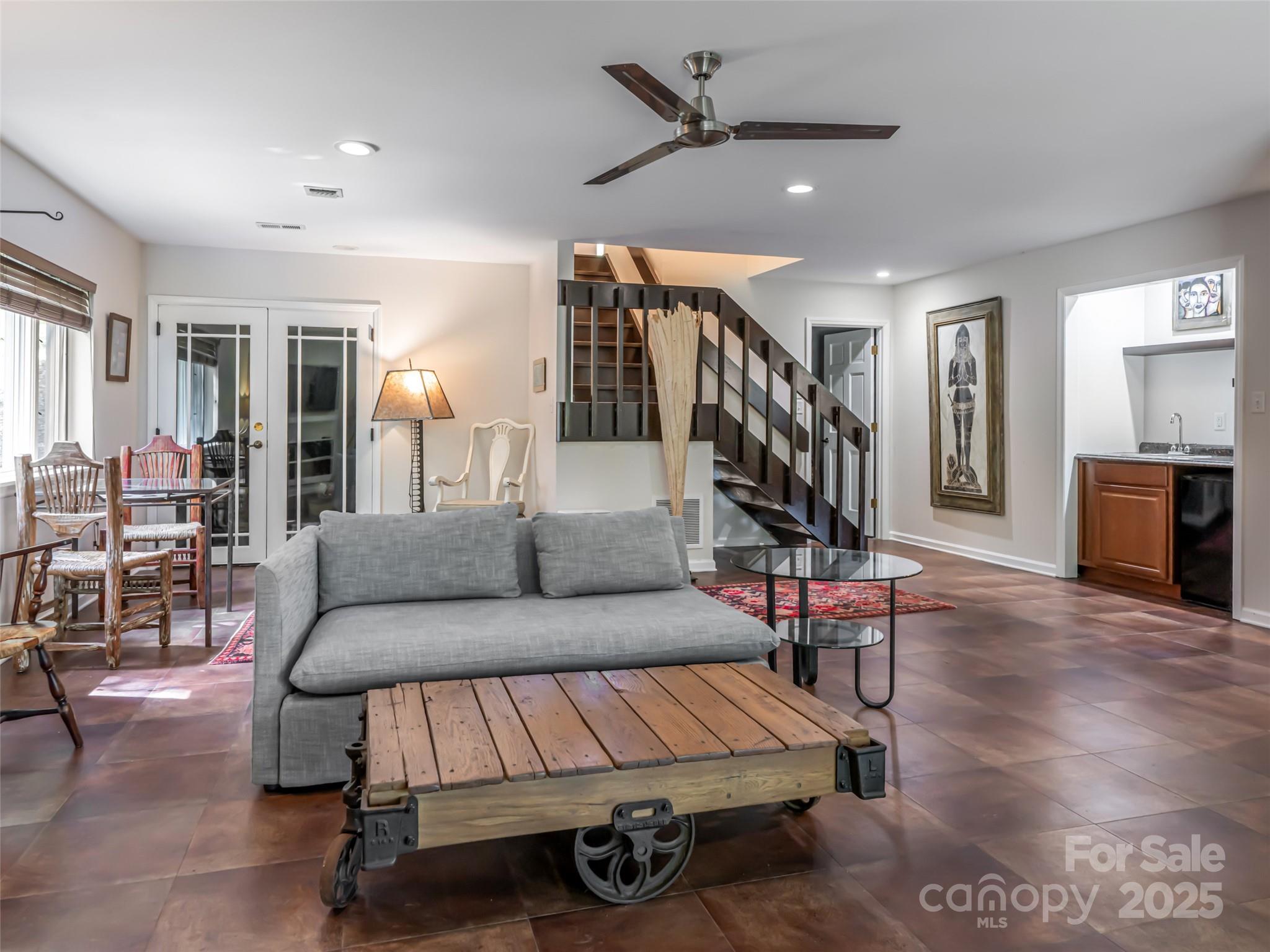 1302 Timber Trail
