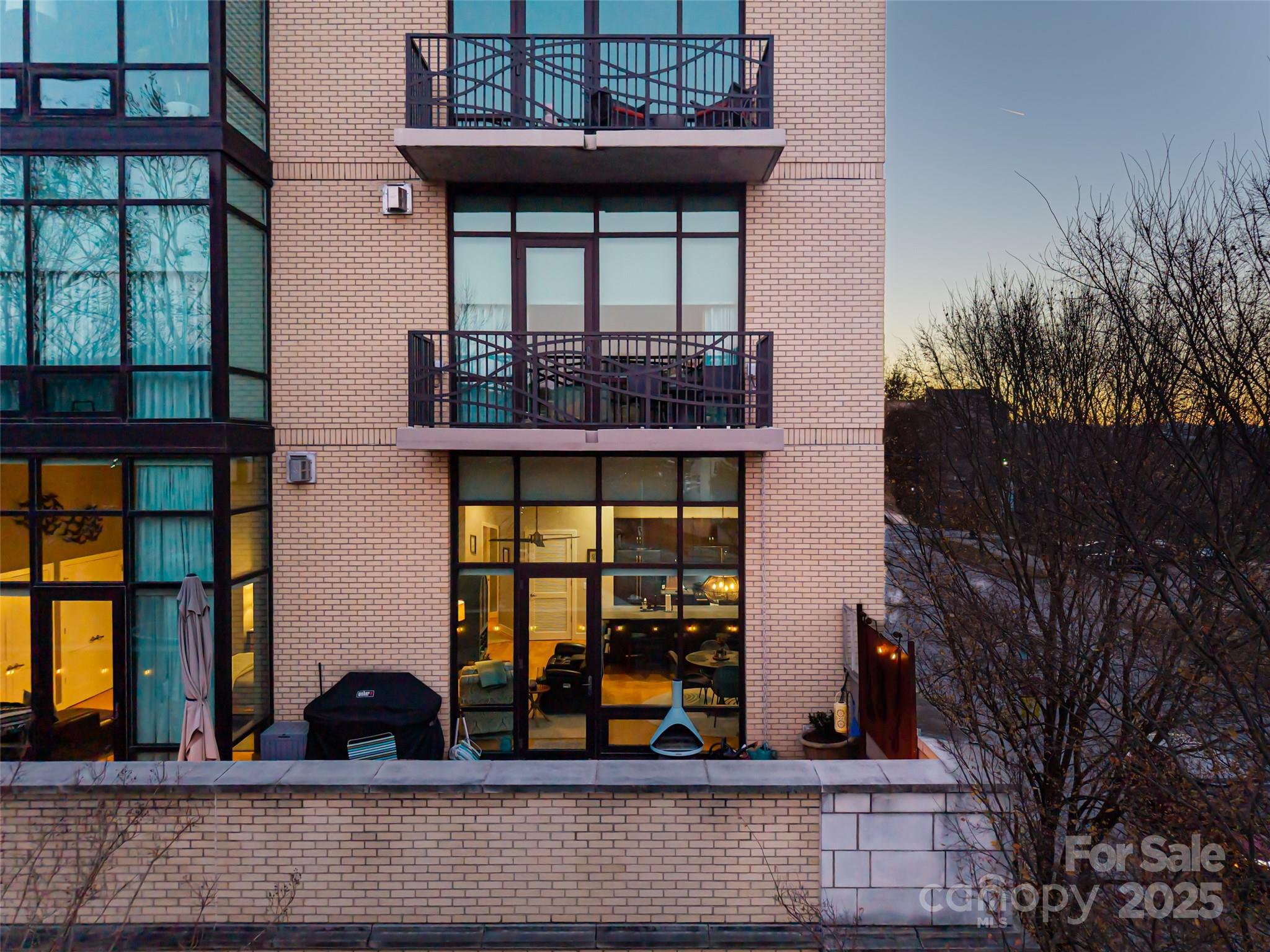 60 N Market Street Unit: 117