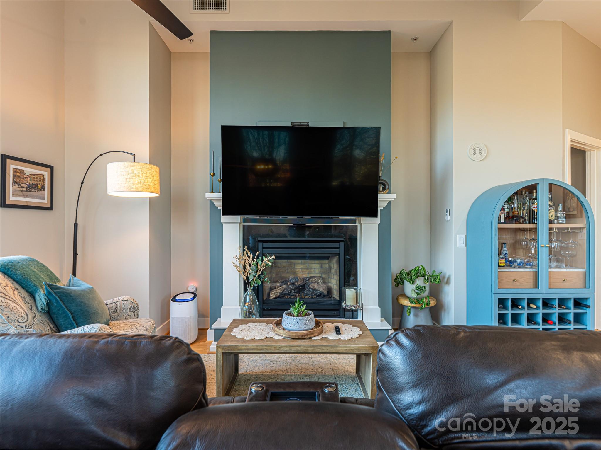 60 N Market Street Unit: 117