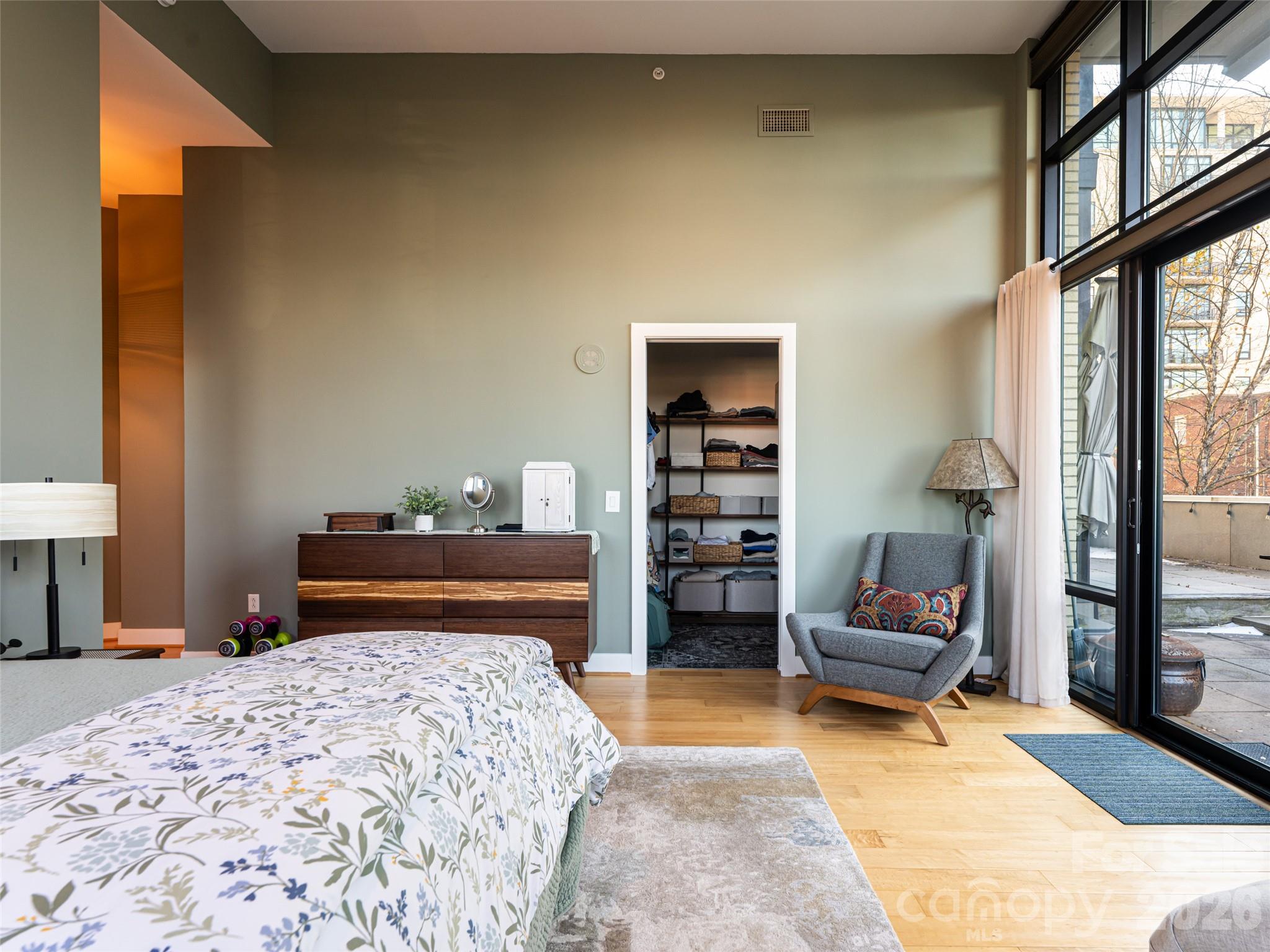 60 N Market Street Unit: 117