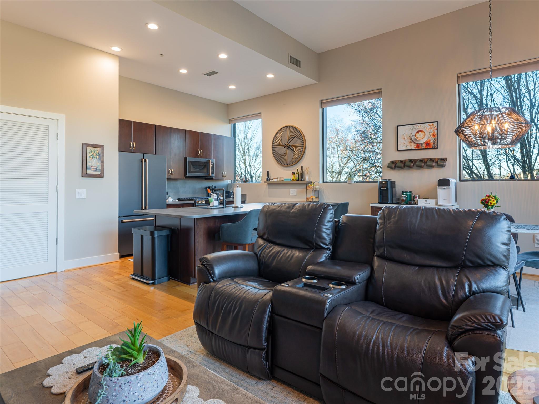 60 N Market Street Unit: 117