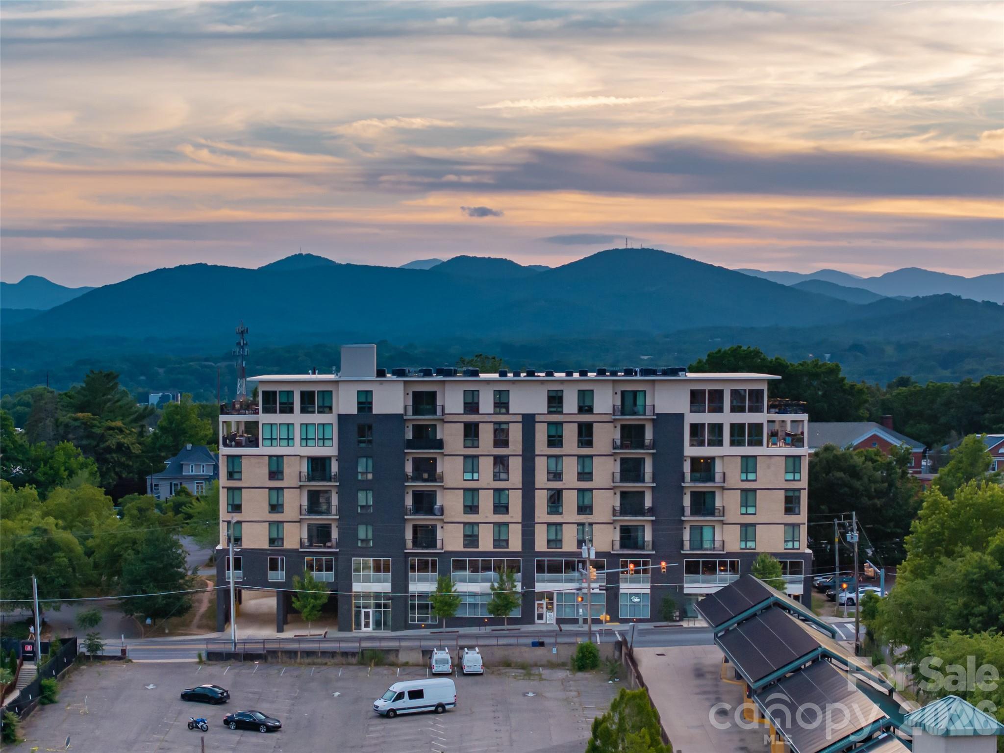 45 Asheland Avenue Unit: 306