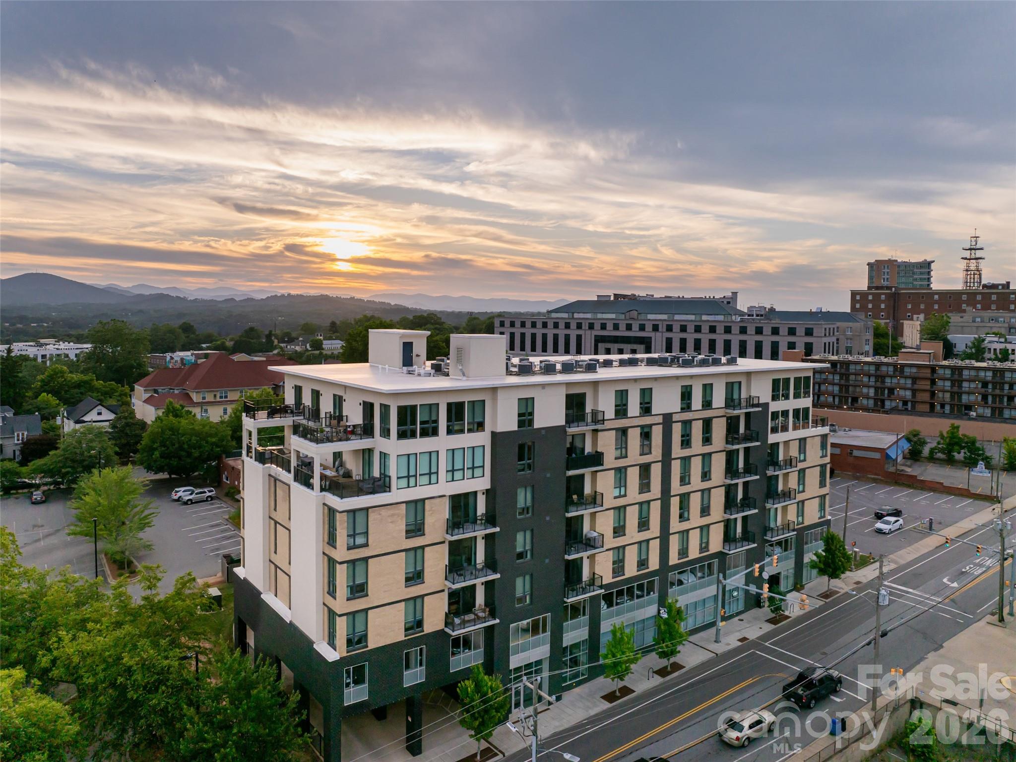 45 Asheland Avenue Unit: 306
