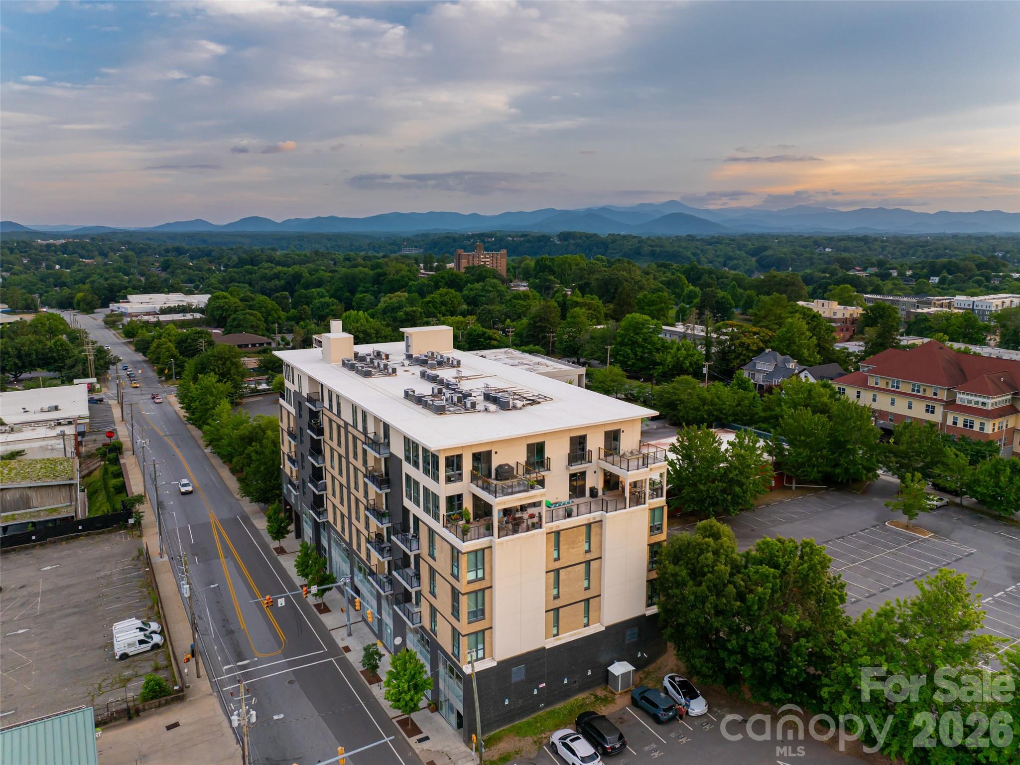 45 Asheland Avenue Unit: 306